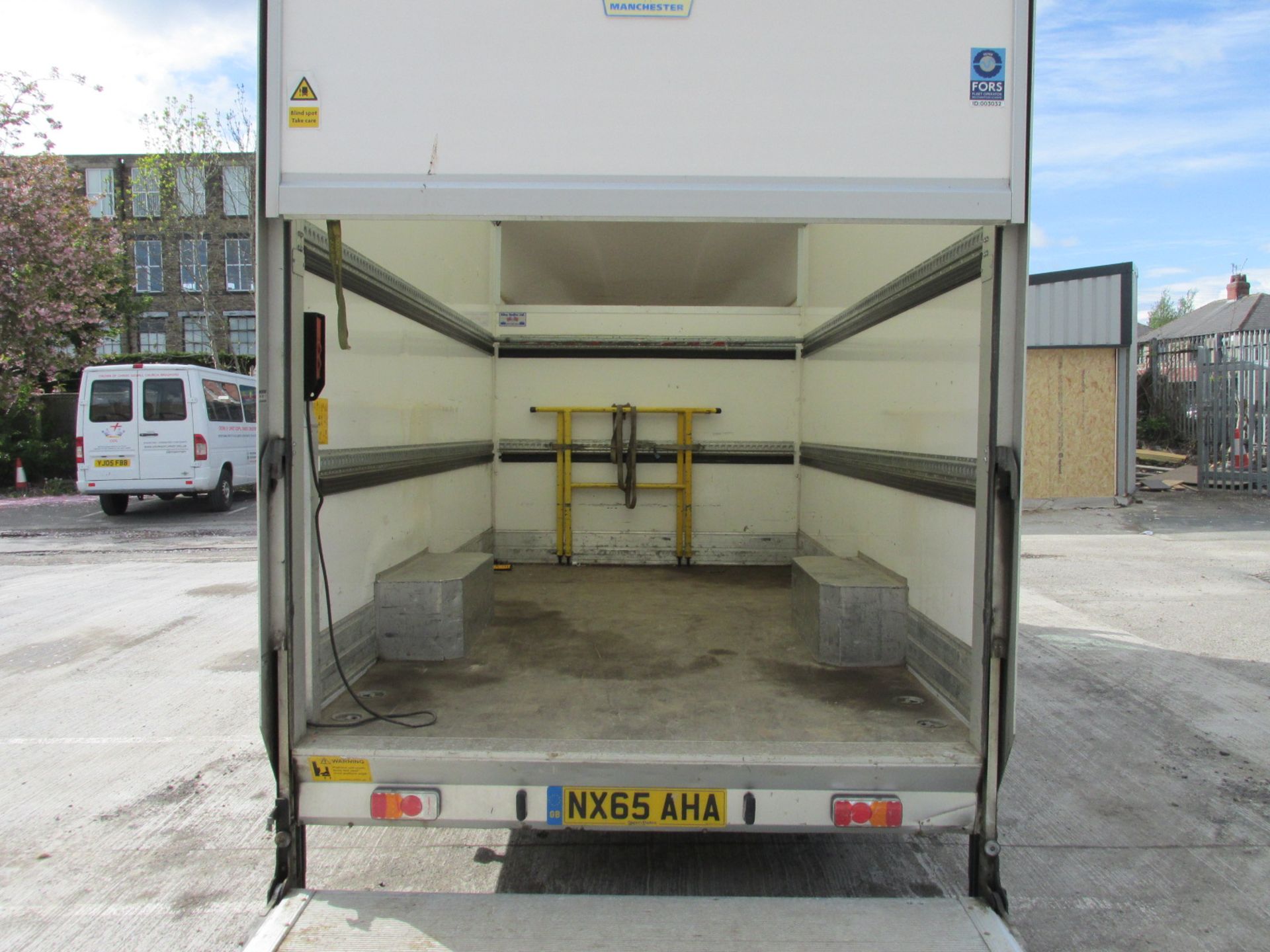 2015 "65 Reg" Peugeot Boxer 4.1m Low Loader Box Van with Dhollandia Tail Lift - over £38k when new - Image 12 of 12