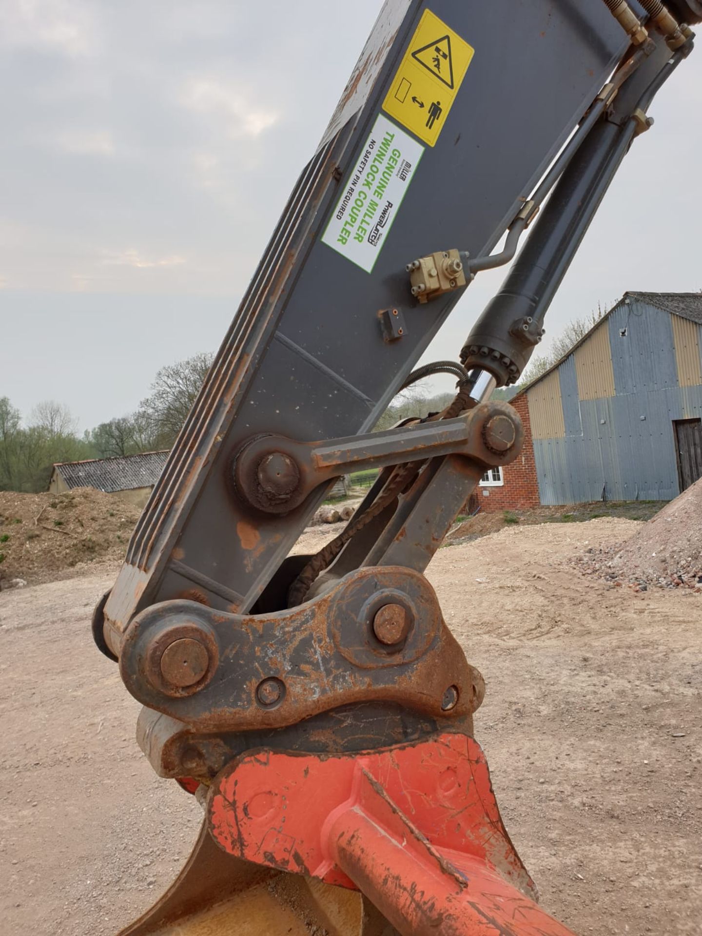 Volvo EC300EL Excavator - Image 9 of 19