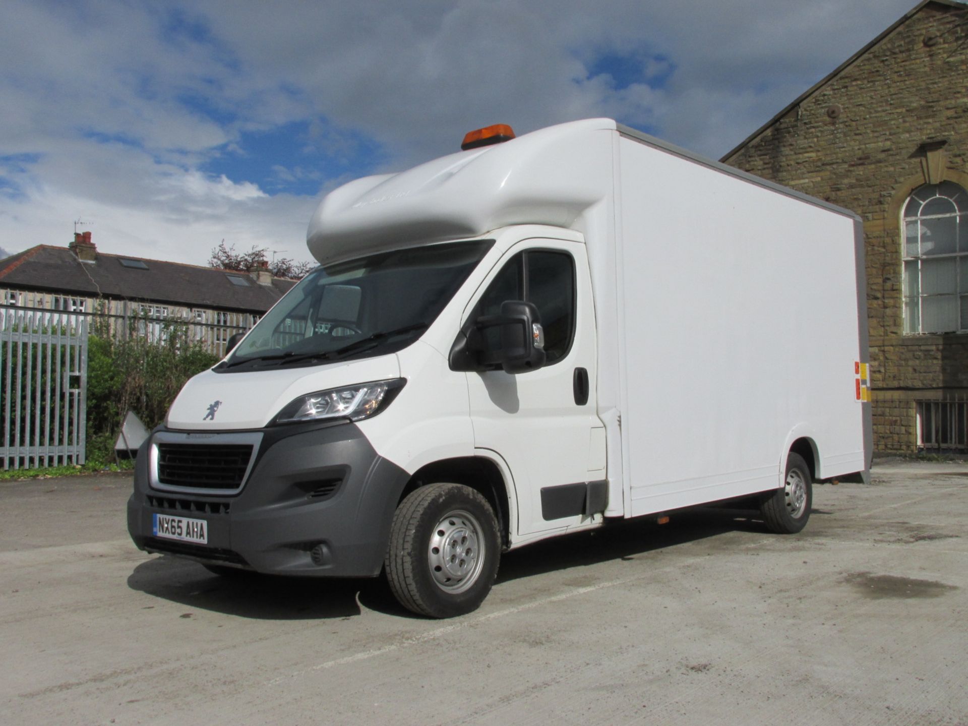 2015 "65 Reg" Peugeot Boxer 4.1m Low Loader Box Van with Dhollandia Tail Lift - over £38k when new