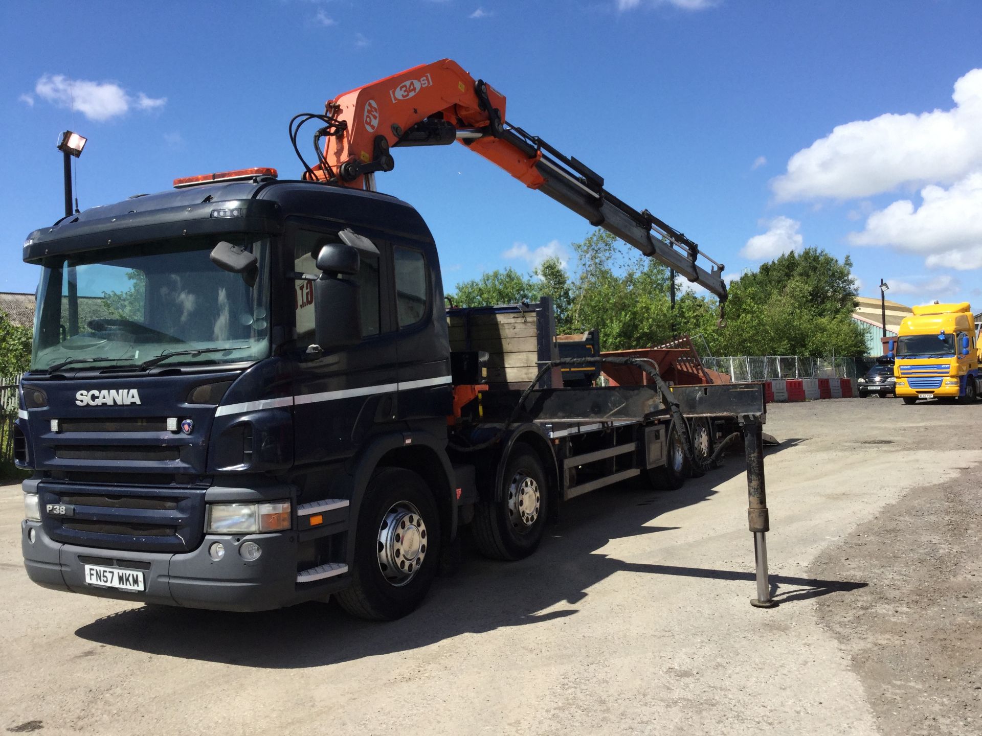 SCANIA P380 SRS 8x4