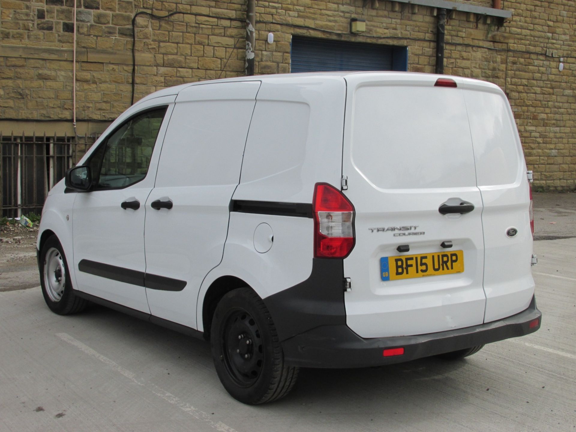 2015 Ford Transit Courier 1.5 TDCi Panel Van - 1 PLC Owner from New - FSH - Long MOT - Image 6 of 10