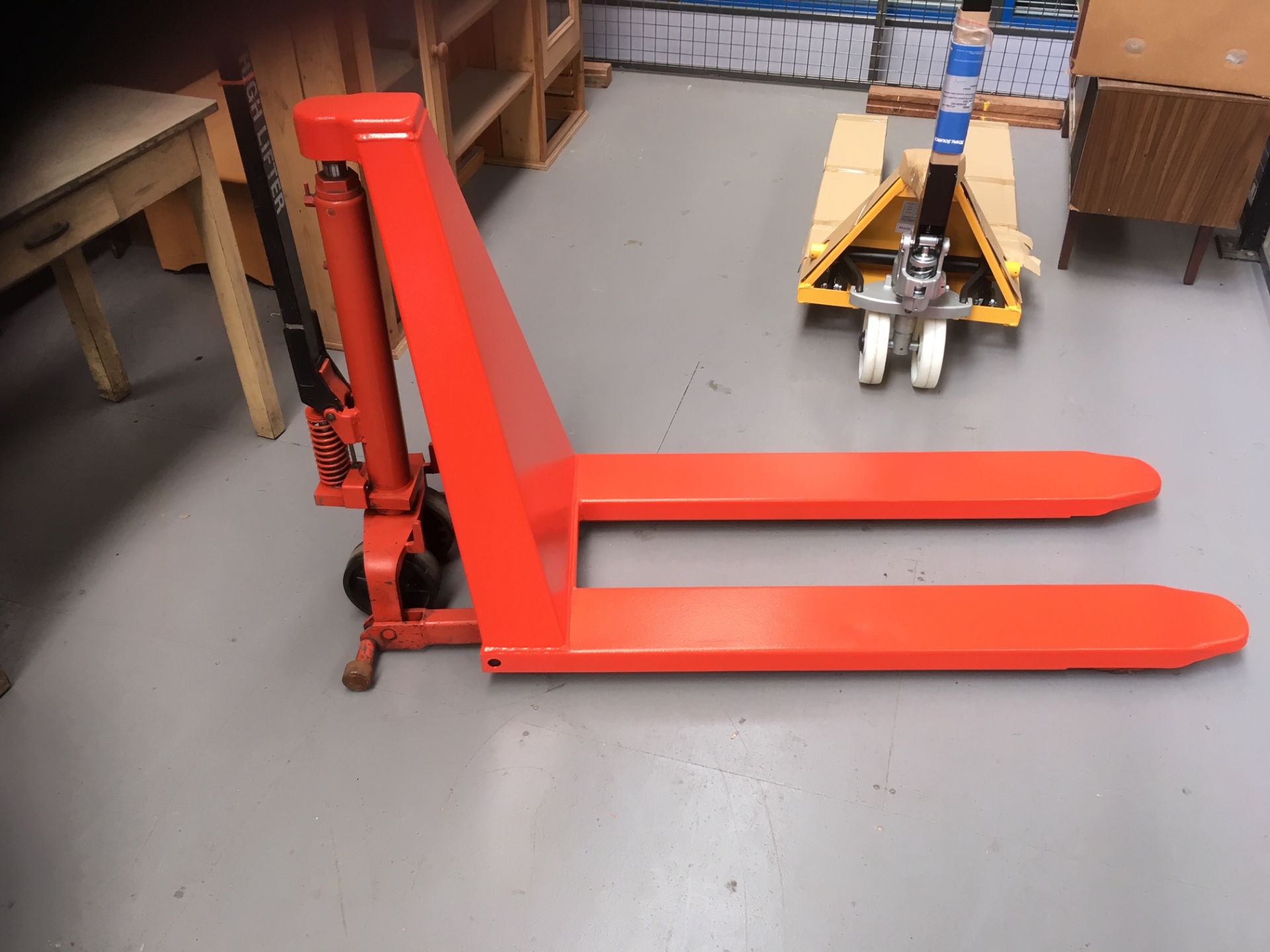 Toyota/Bt Rolatruc High Lift Hand Pallet Truck - Image 3 of 5