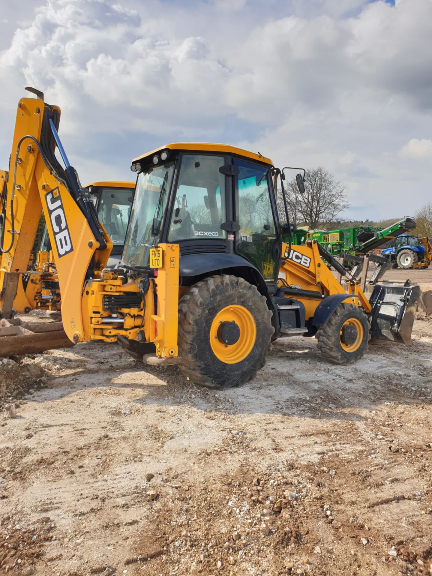 JCB L3CX Loader - Image 3 of 16