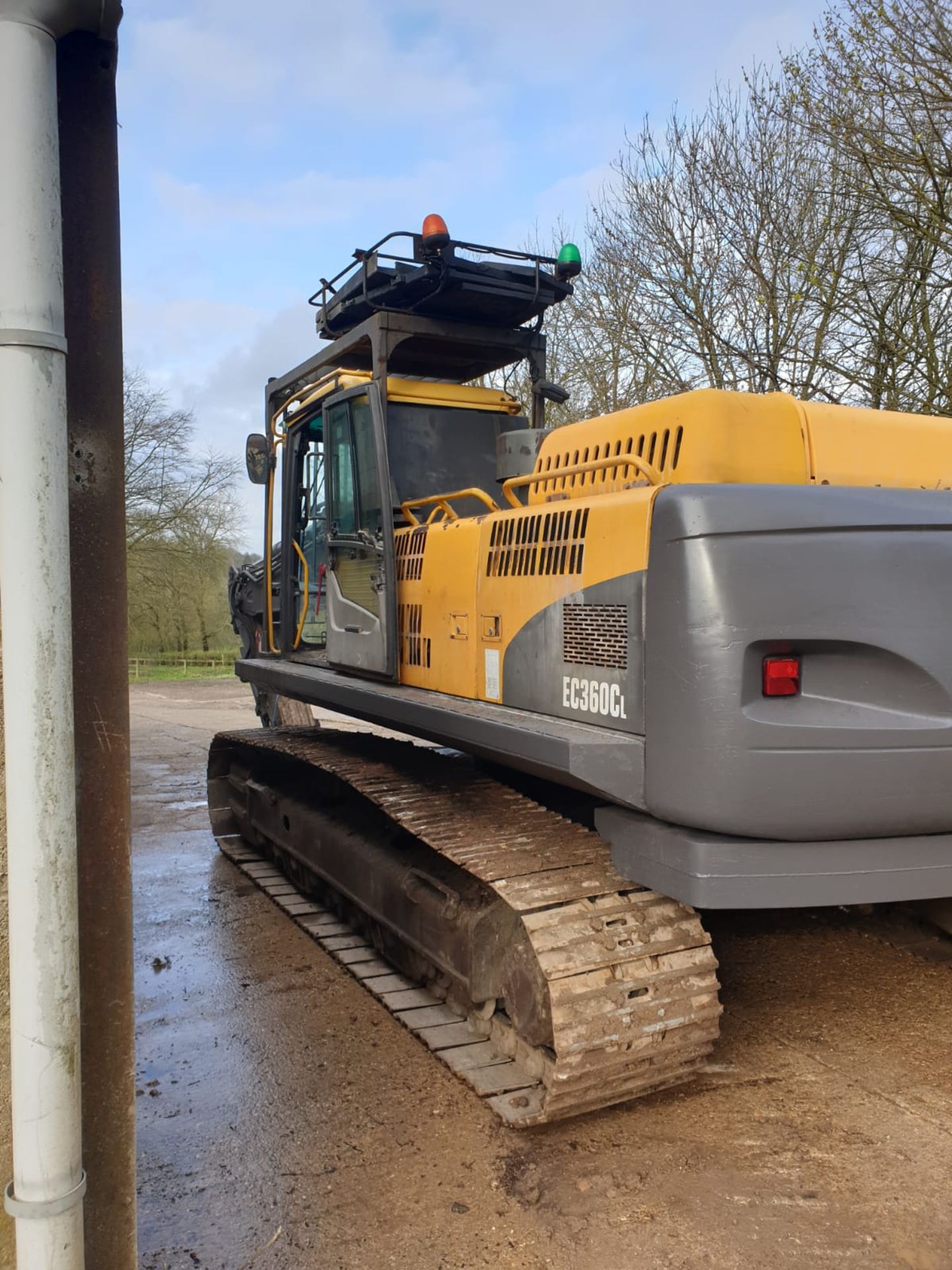 Volvo EC360 CLC Excavator - Image 3 of 30