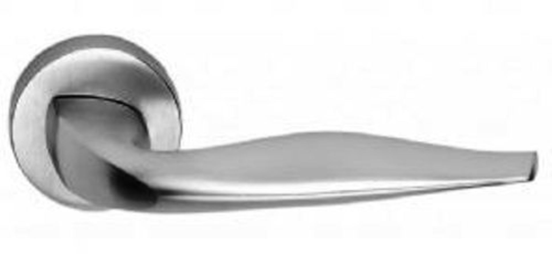 10 X Frascio Italian 640/50i/SCP Kuma Door Handle On Round Rose Satin Chrome NO VAT ON LOT - Image 2 of 2