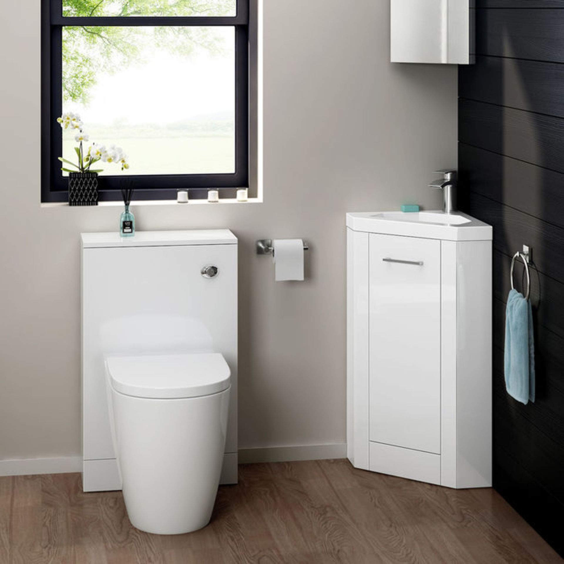 (OS12) 800x560mm Avon Corner Unit. COMES COMPLETE WITH BASIN. Convenient, space saving corner - Image 5 of 5
