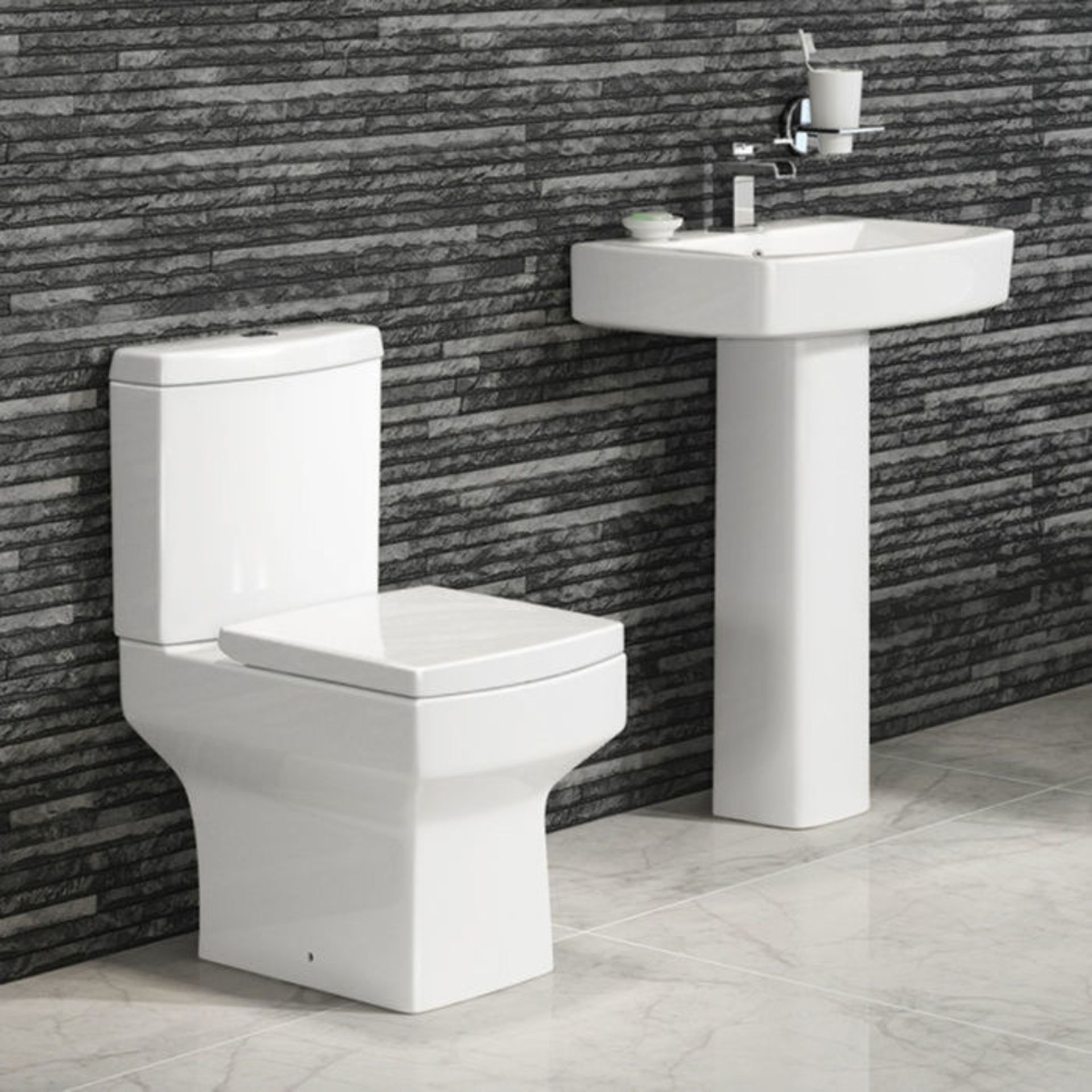 (OS101) Belfort Close Coupled Toilet & Cistern inc Soft Close Seat. Made from White Vitreous China - Image 3 of 3