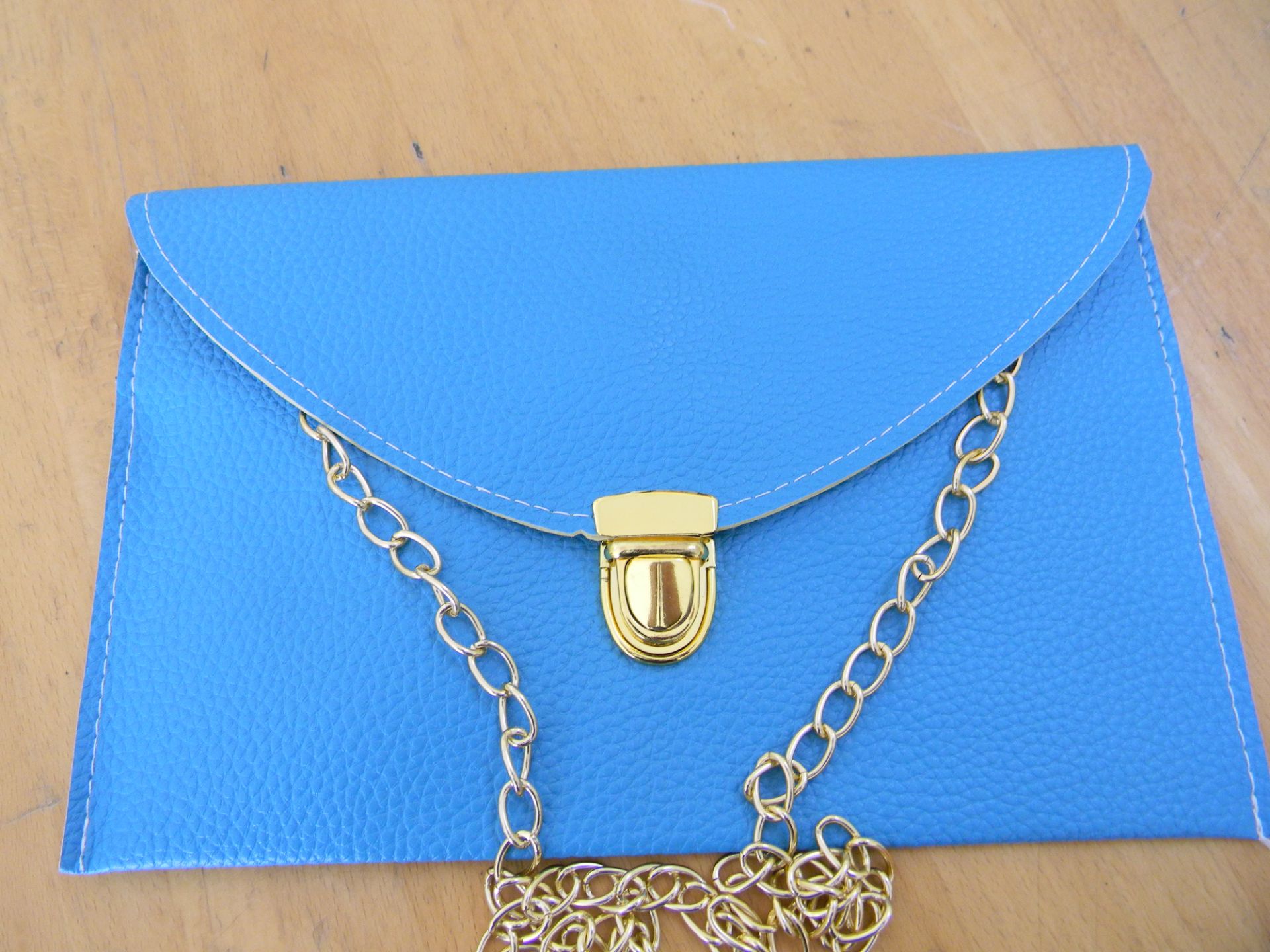 Turquoise ladies Chain bag shoulder evening clutch bag - Image 2 of 4