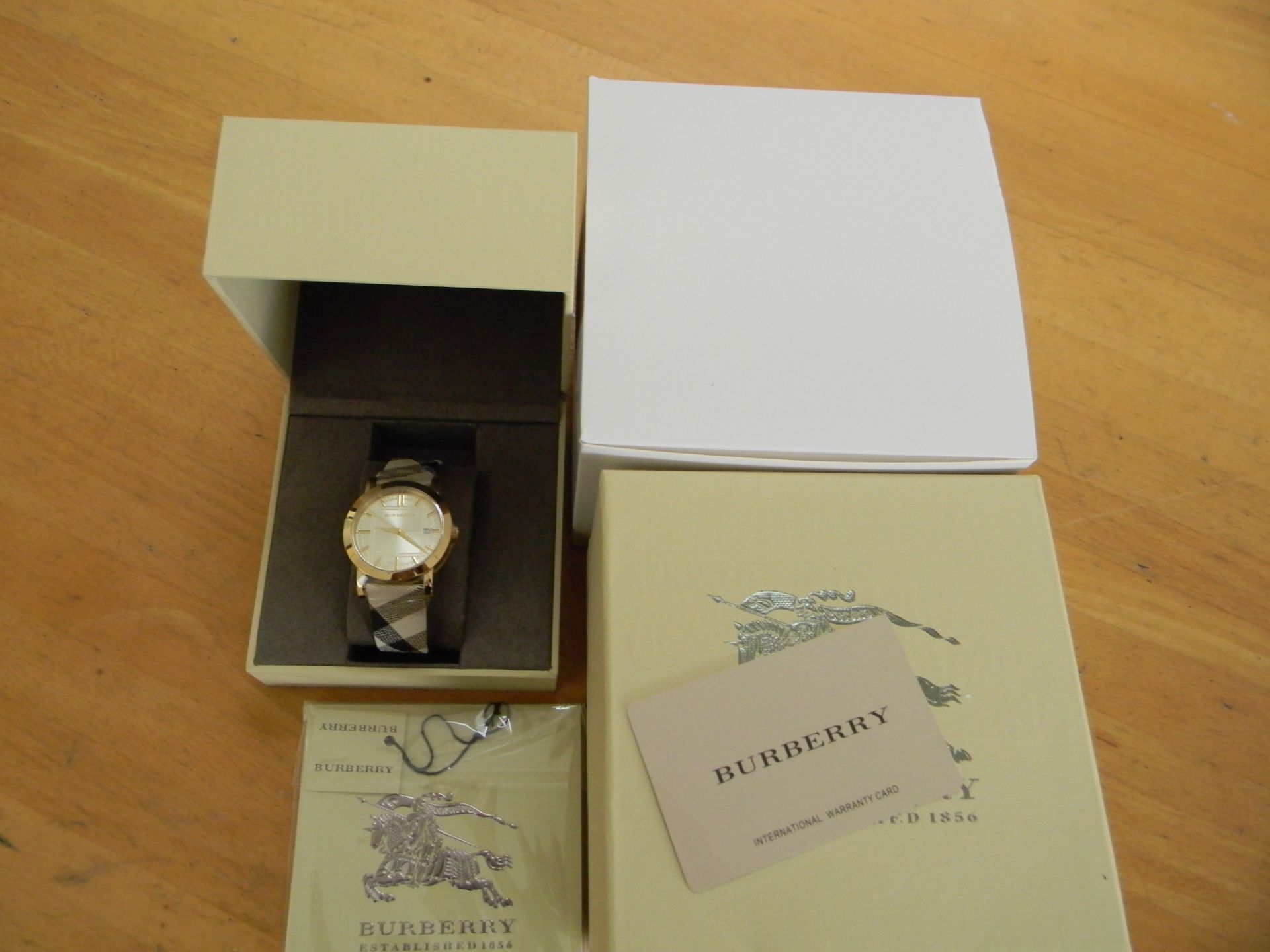 Burberry BU1398 Ladies watch - Image 2 of 3