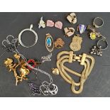 Vintage Retro Parcel of Costume Jewellery