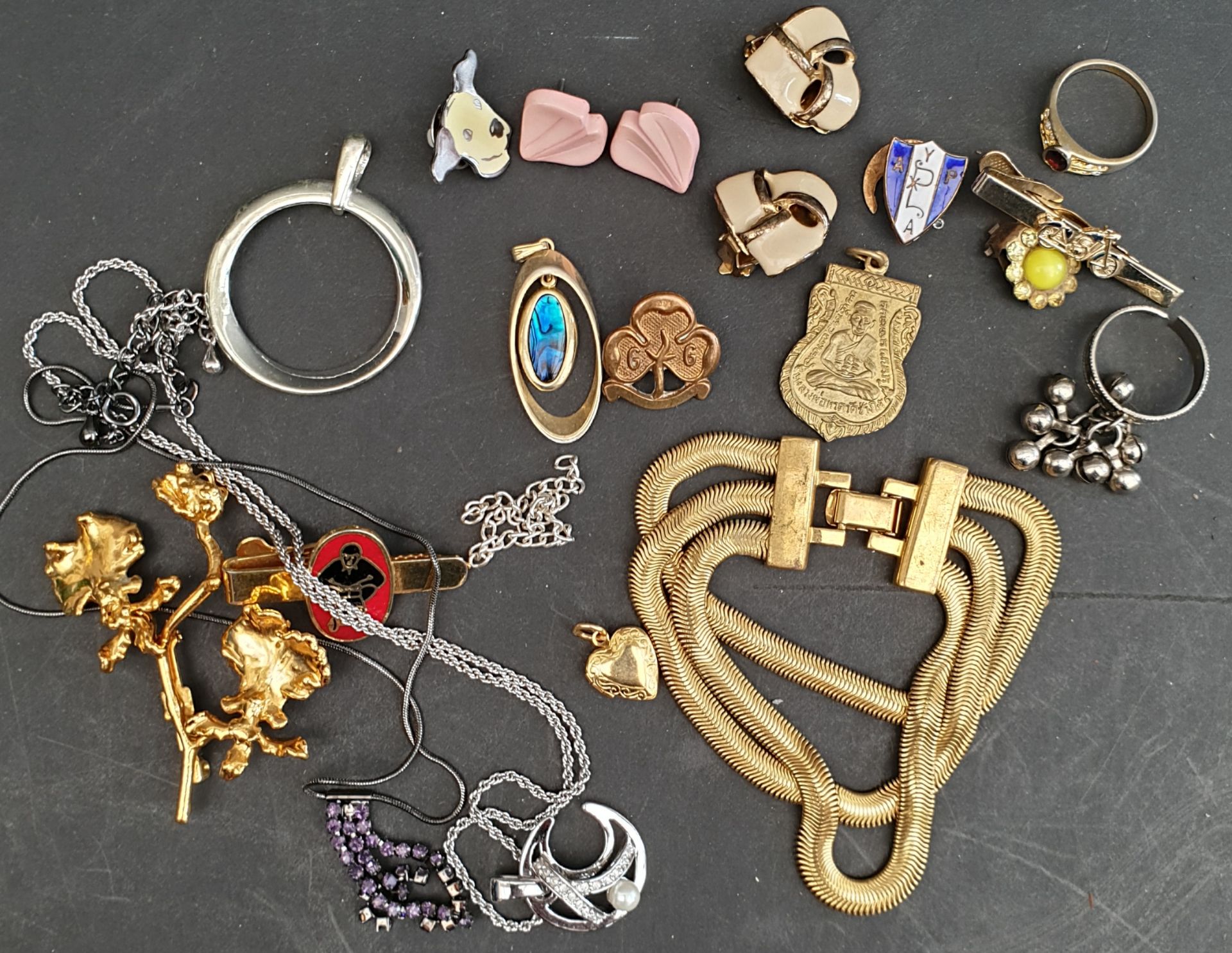 Vintage Retro Parcel of Costume Jewellery