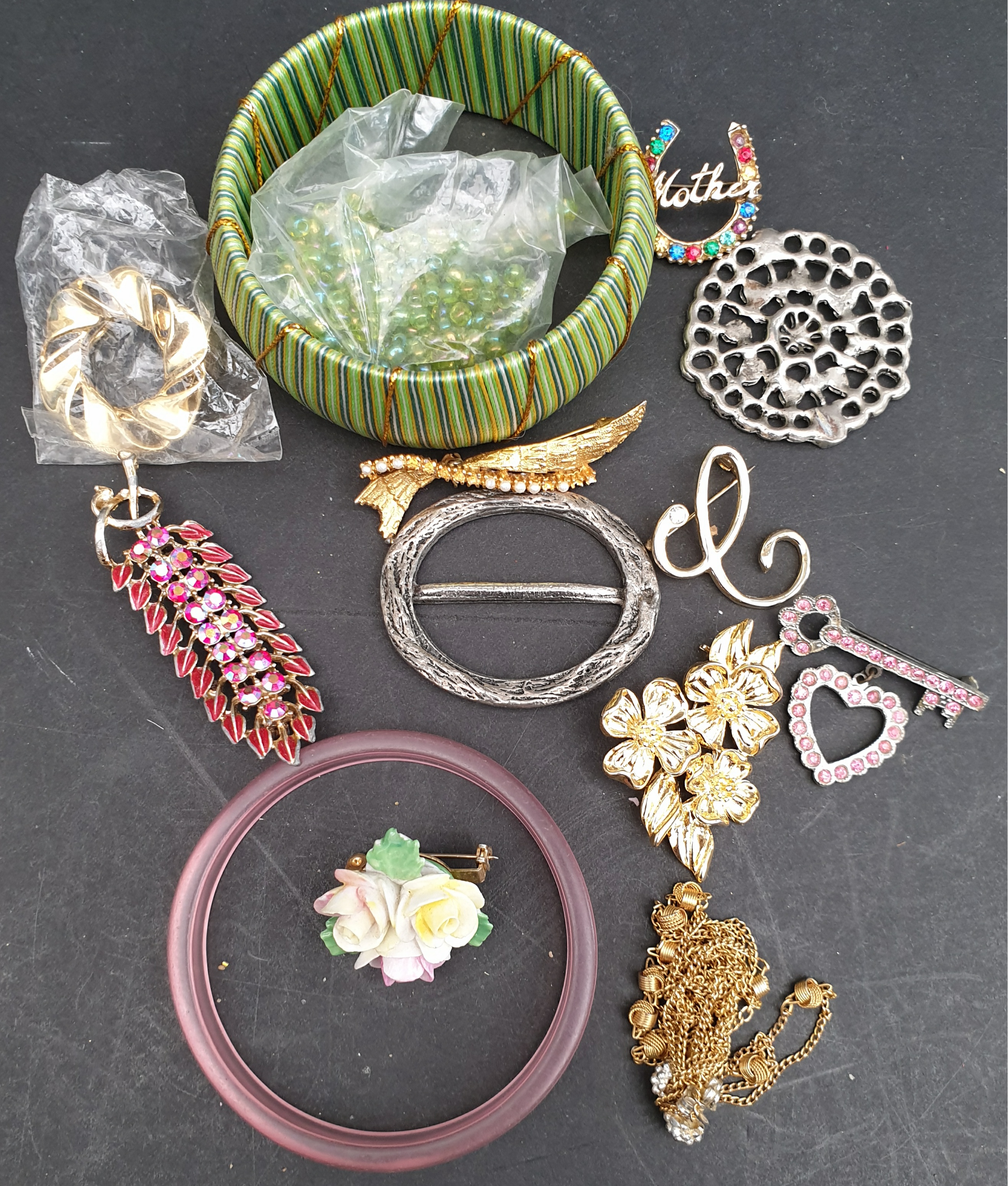 Vintage Retro Parcel of Costume Jewellery