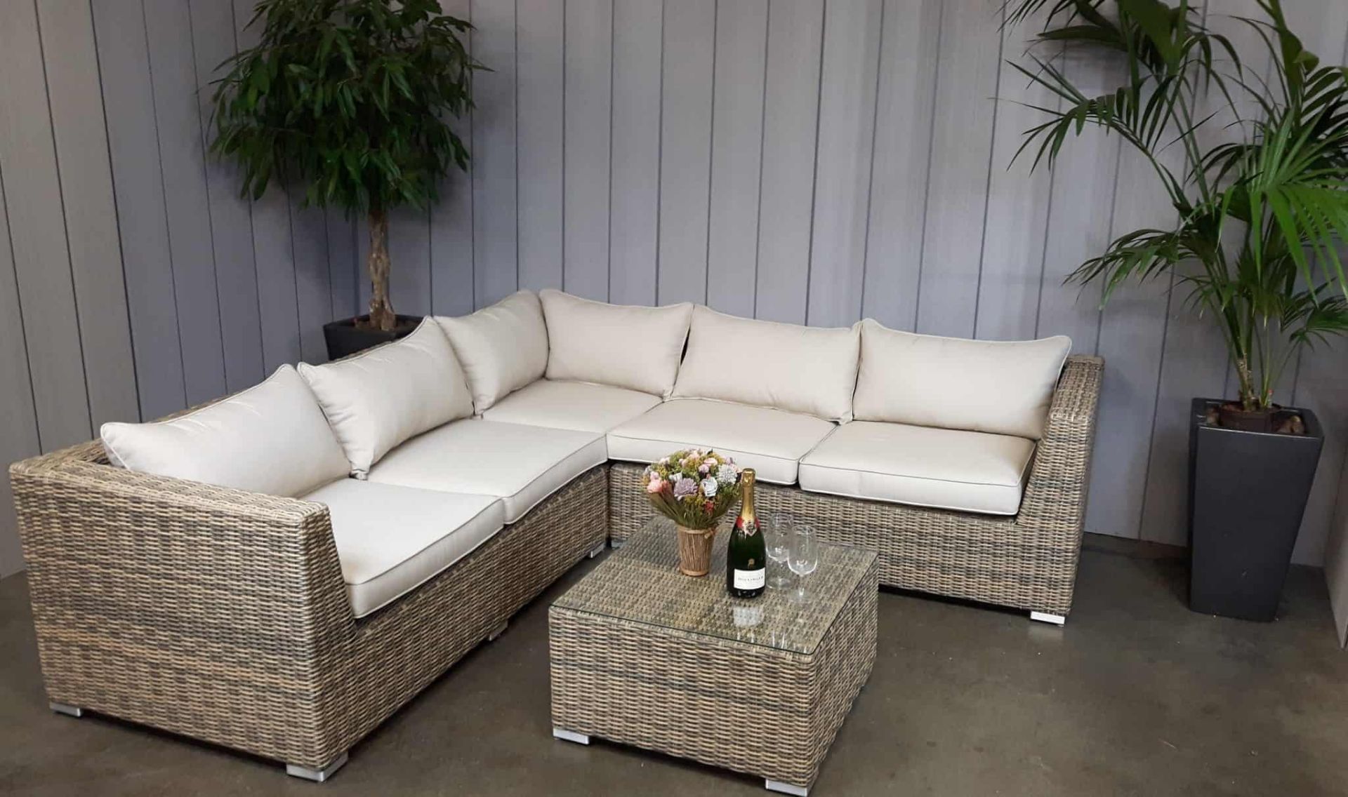 Ryde Premium Quality Multi Purpose All Weather Sofa Set - Image 8 of 8