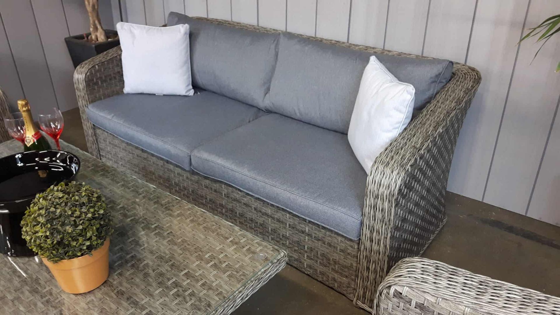 Windsor Executive Sofa Set Fully Welded Aluminium - Image 3 of 5