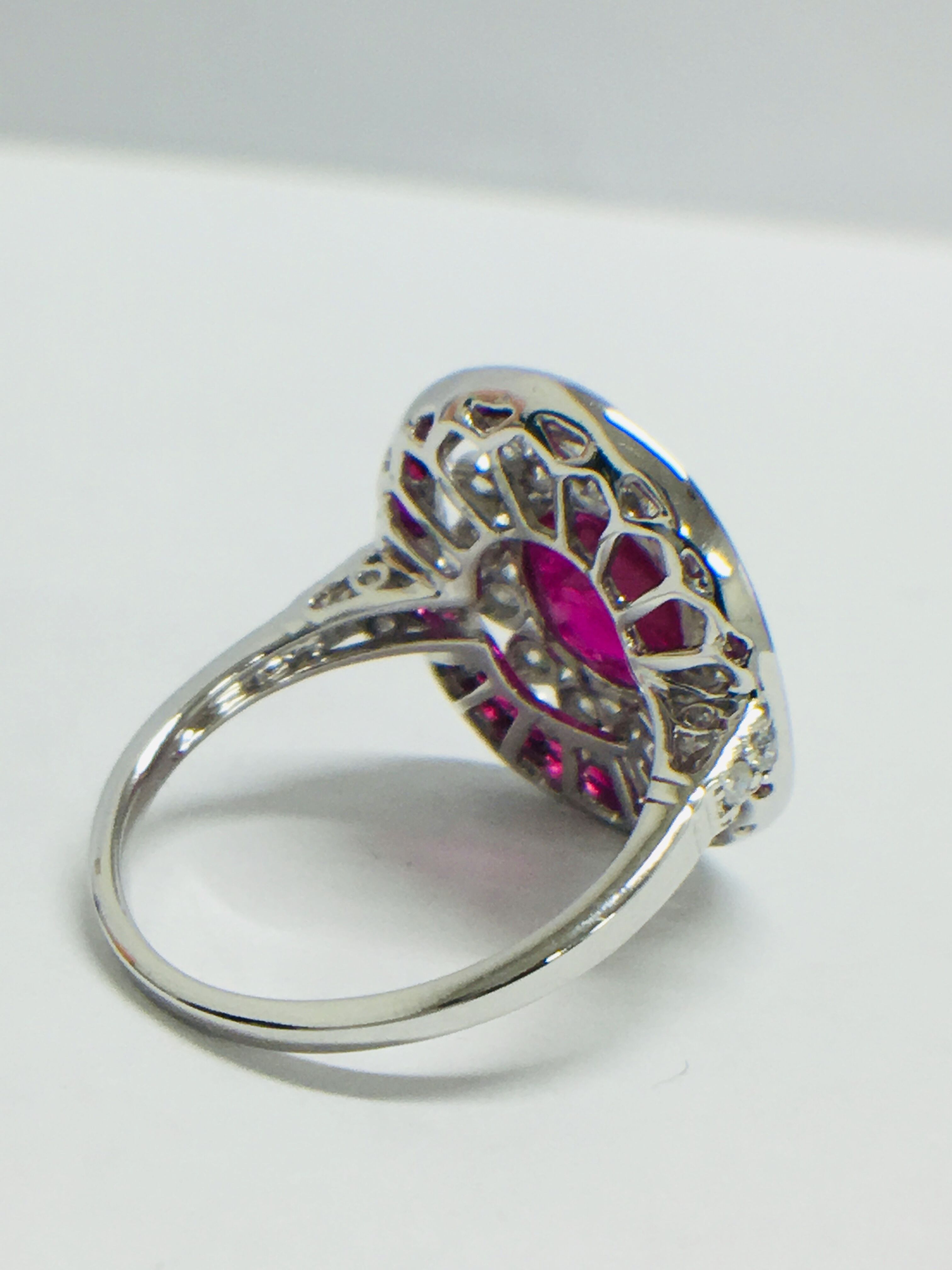 18Ct White Gold Ruby & Diamond Ring - Image 7 of 11