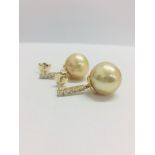 14Ct Yellow Gold Pearl & Diamond Earrings. Featuring
