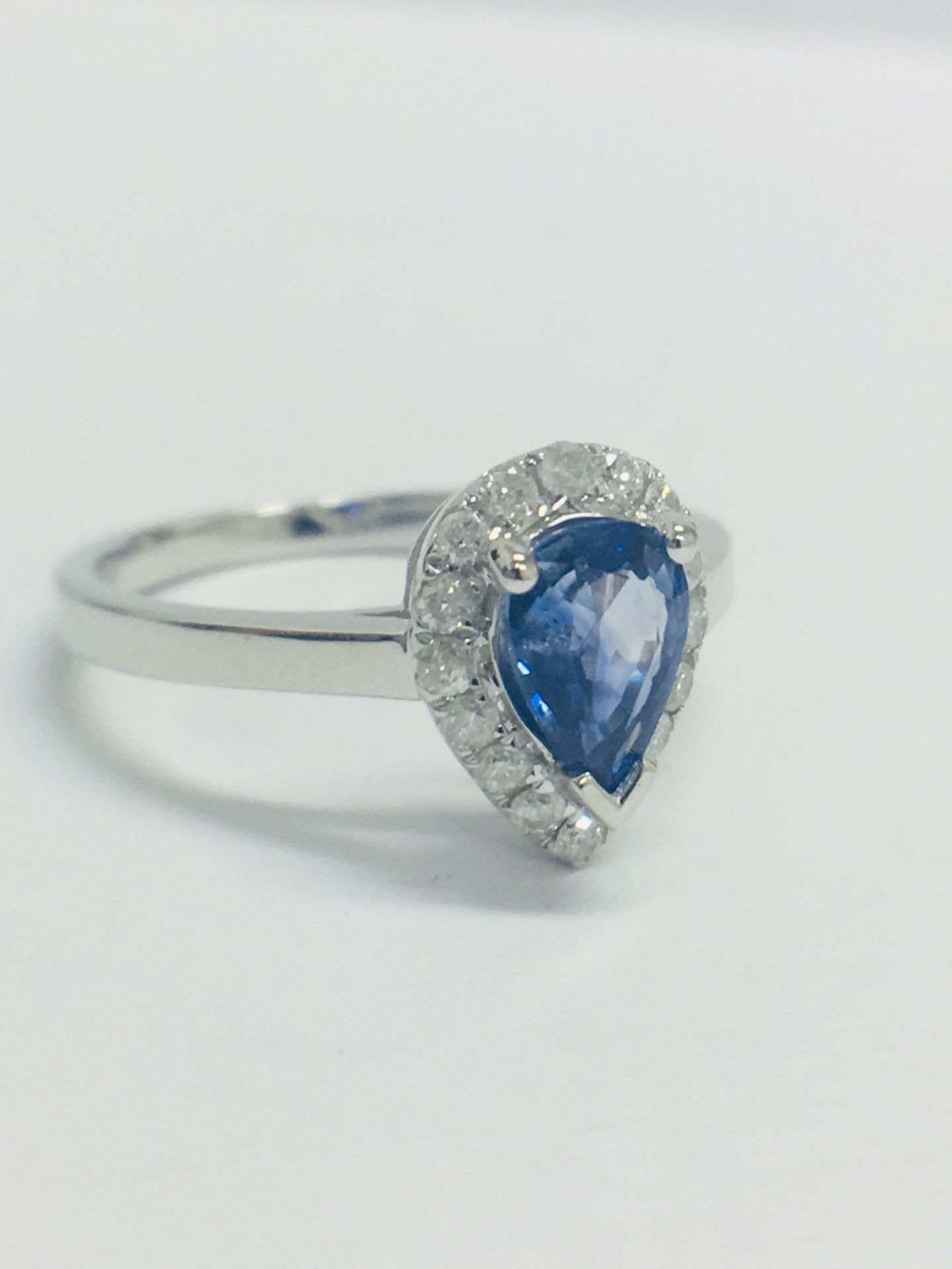 14Ct White Gold Sapphire And Diamond Ring - Image 7 of 10