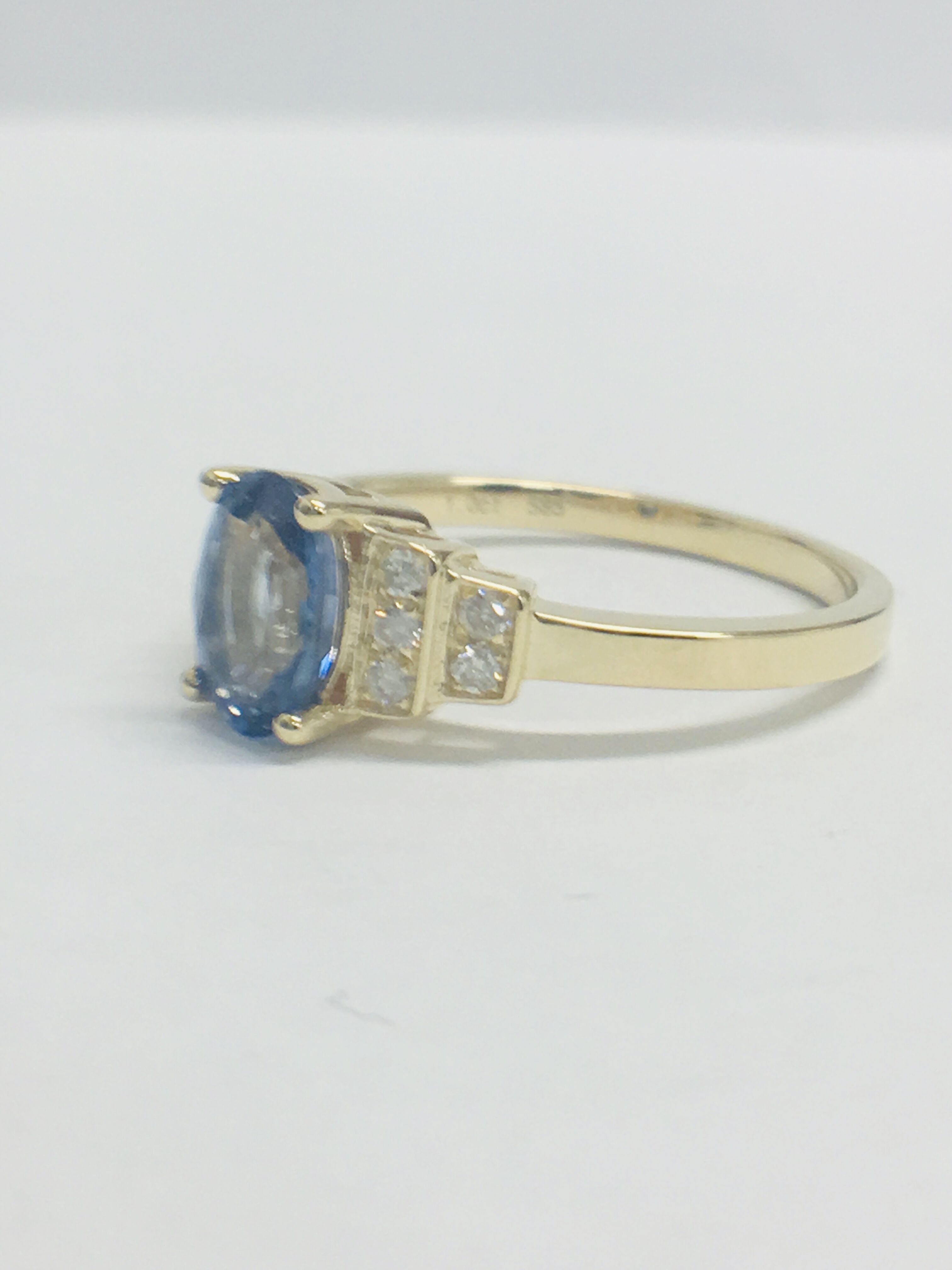 14Ct Yellow Gold Sapphire And Diamond Ring. - Image 2 of 10