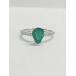 14Ct White Gold Emerald & Diamond Ring.