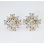 18 K / 750 Yellow Gold IGI Certified Diamond Earrings