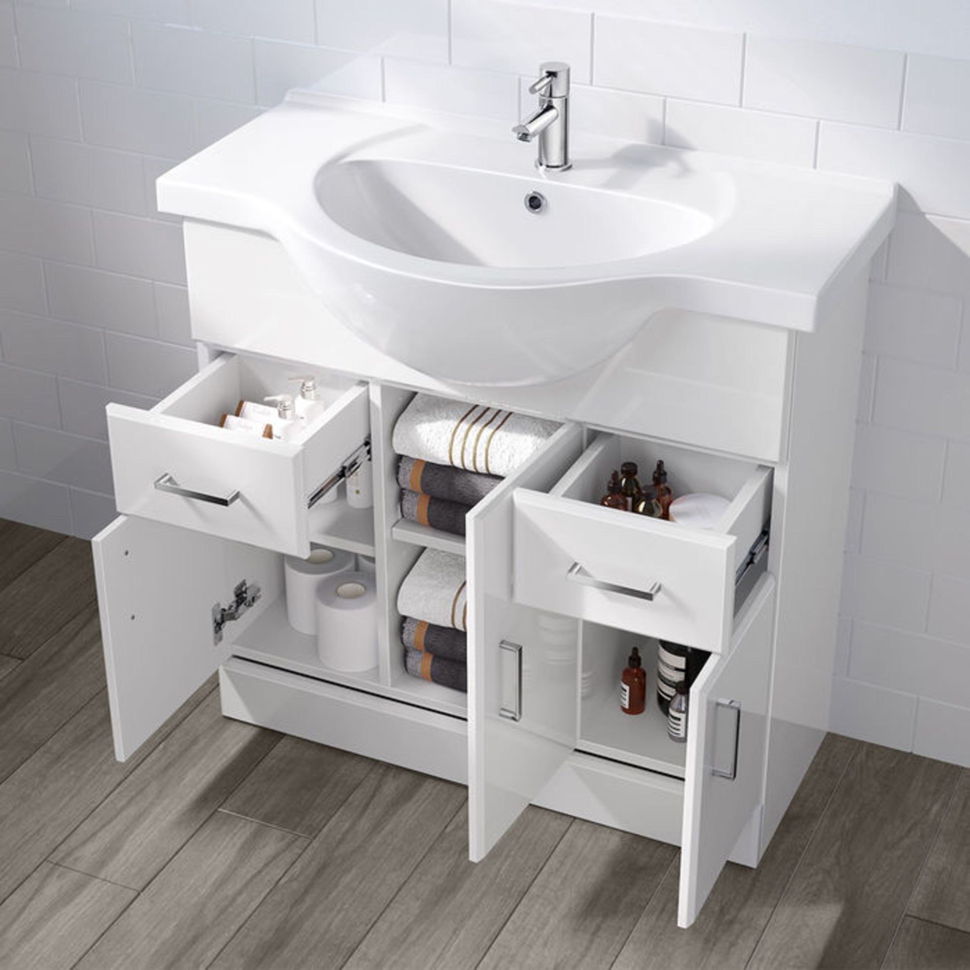 (PP6) 850x330mm Quartz Gloss White Built In Basin Unit. Comes complete with basin. Built in chi... - Image 2 of 4