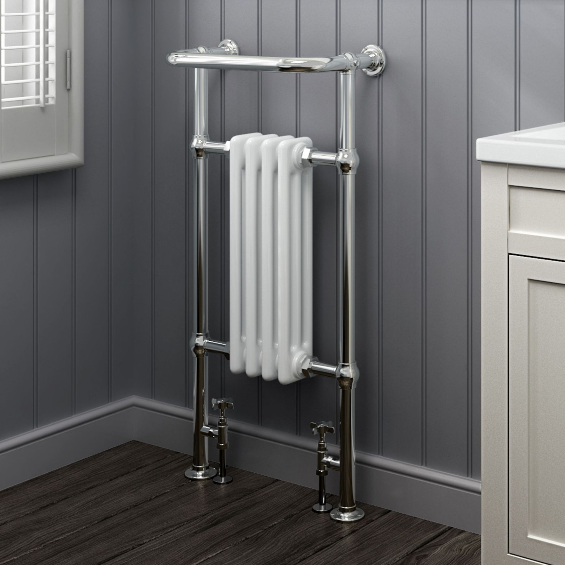 (OS216) 952x479mm Small Traditional White Towel Rail Radiator - Cambridge. We love this because it