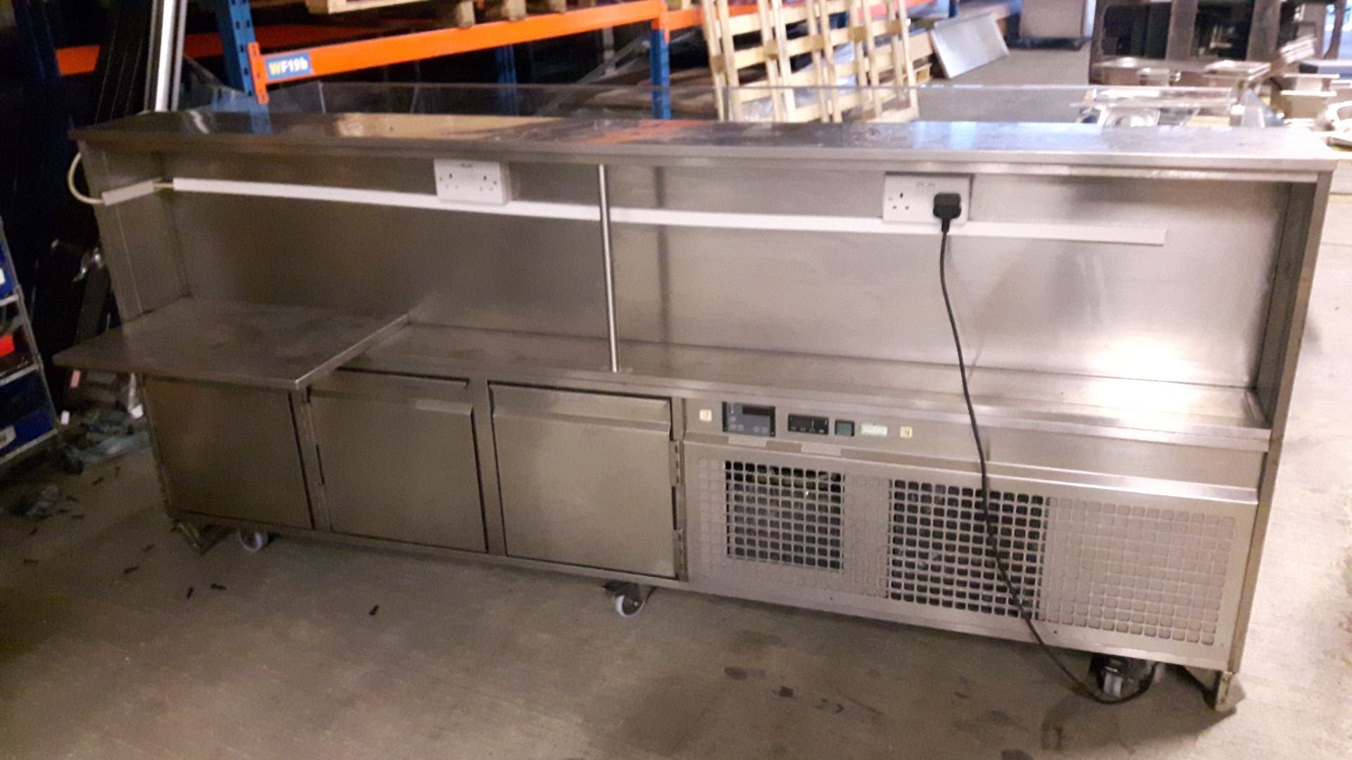 large refrigerated server - Image 3 of 4