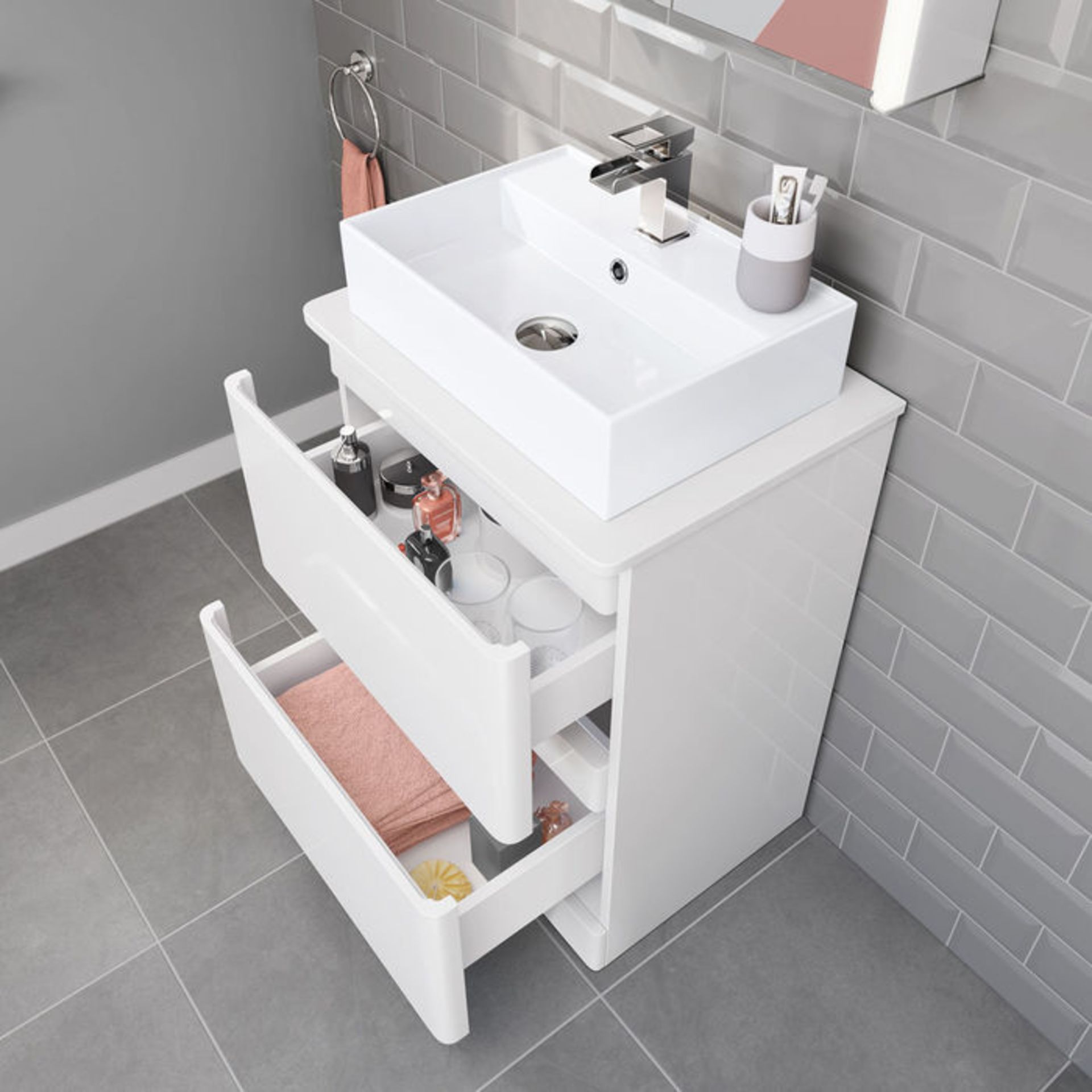 (YC161) 600mm Denver Gloss White Countertop Unit and Elisa Basin - Floor Standing. RRP £499.99. - Image 2 of 4