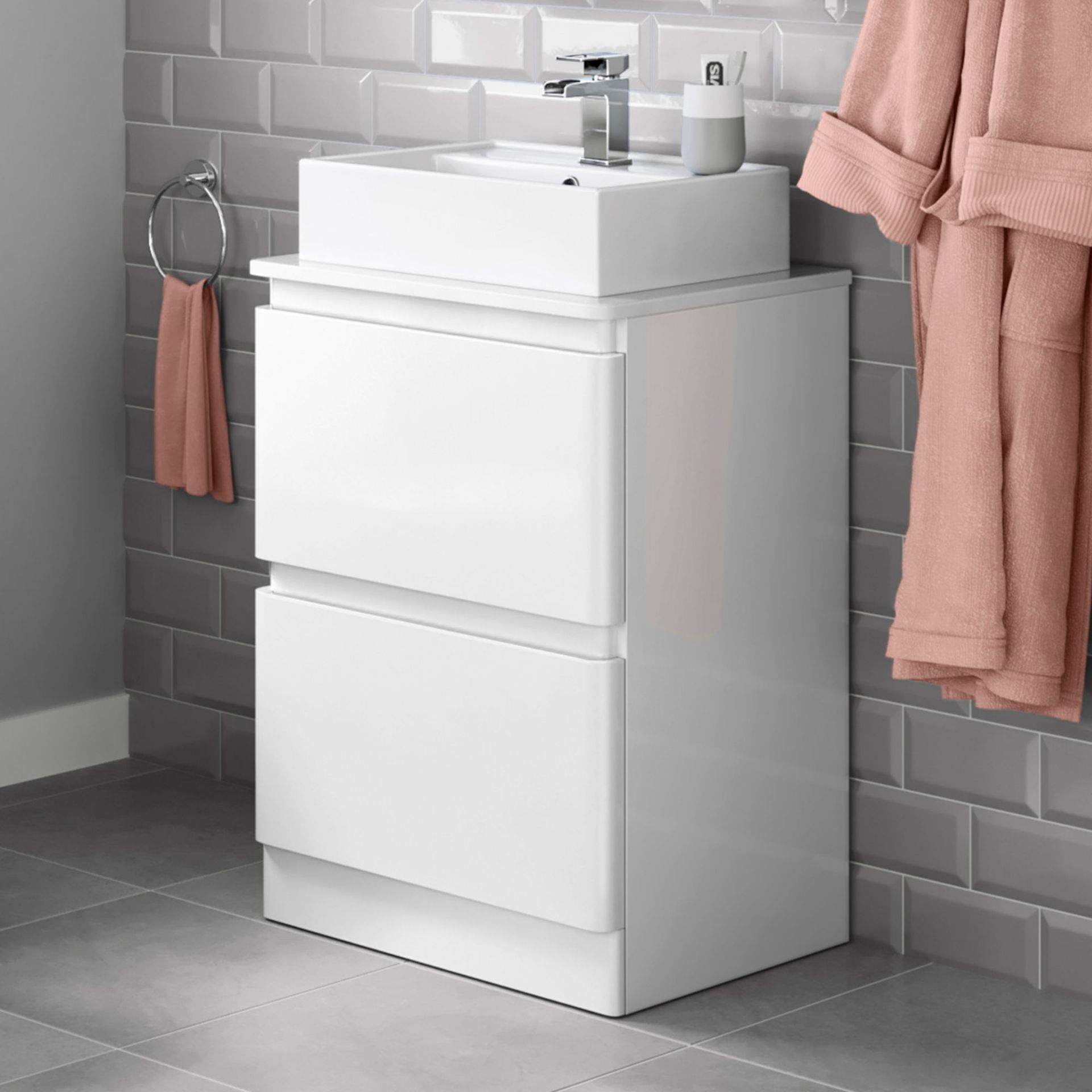 (YC161) 600mm Denver Gloss White Countertop Unit and Elisa Basin - Floor Standing. RRP £499.99.