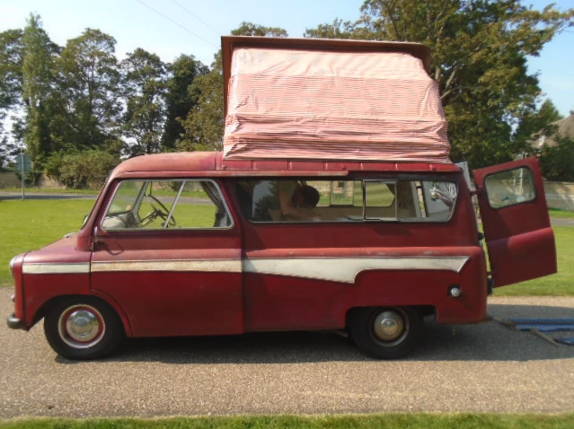 1965 Bedford CA Dormobile, side pop roof. - Image 2 of 7