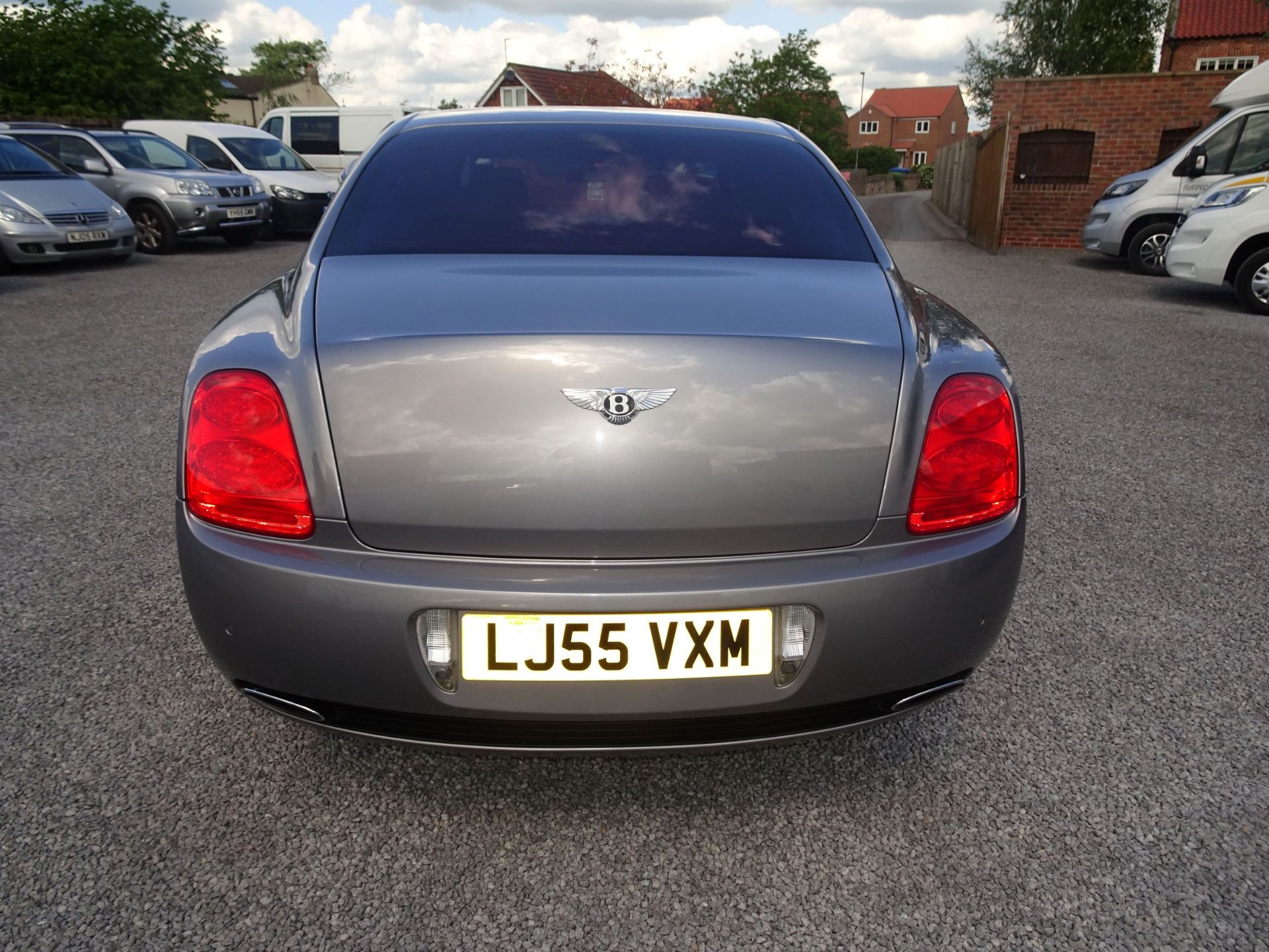 BENTLEY CONTINENTAL FLYING SPUR - 2005 '55' REG - Image 5 of 10
