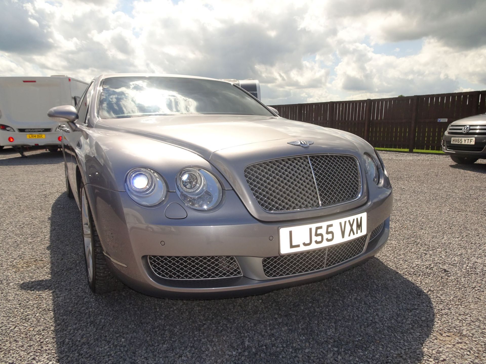 BENTLEY CONTINENTAL FLYING SPUR - 2005 '55' REG - Image 3 of 10