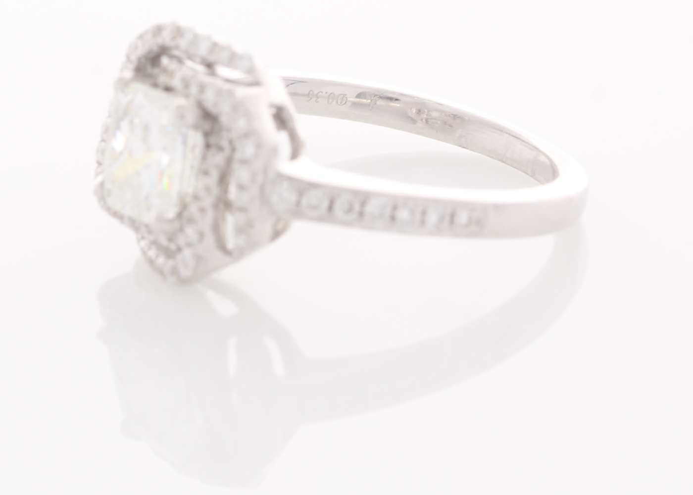18ct White Gold Single Stone With Halo Setting Ring 1.52 - Image 3 of 6