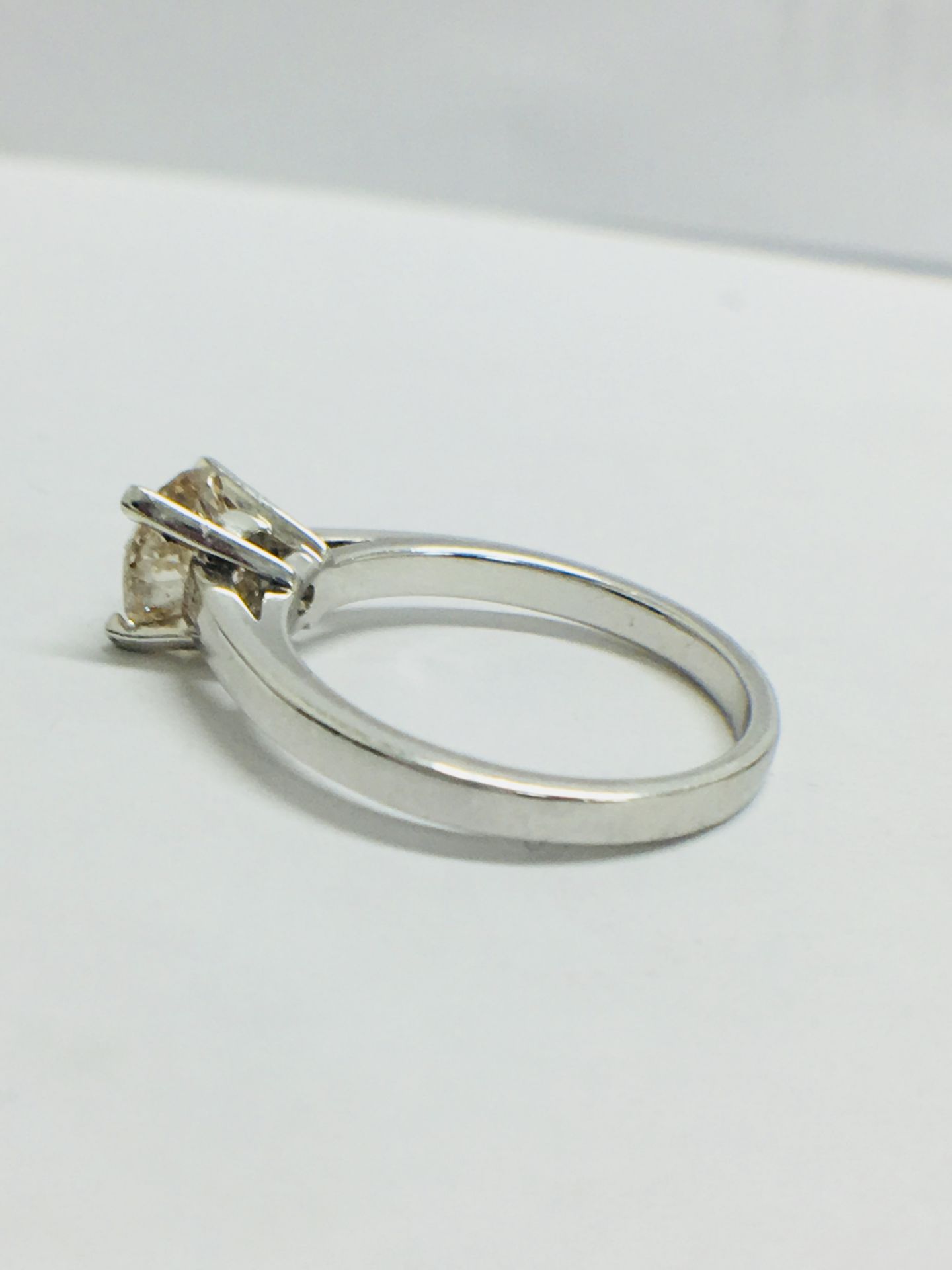 1.02 Ct Diamond Twist Solitaire Ring Set In Platinum. - Image 5 of 7