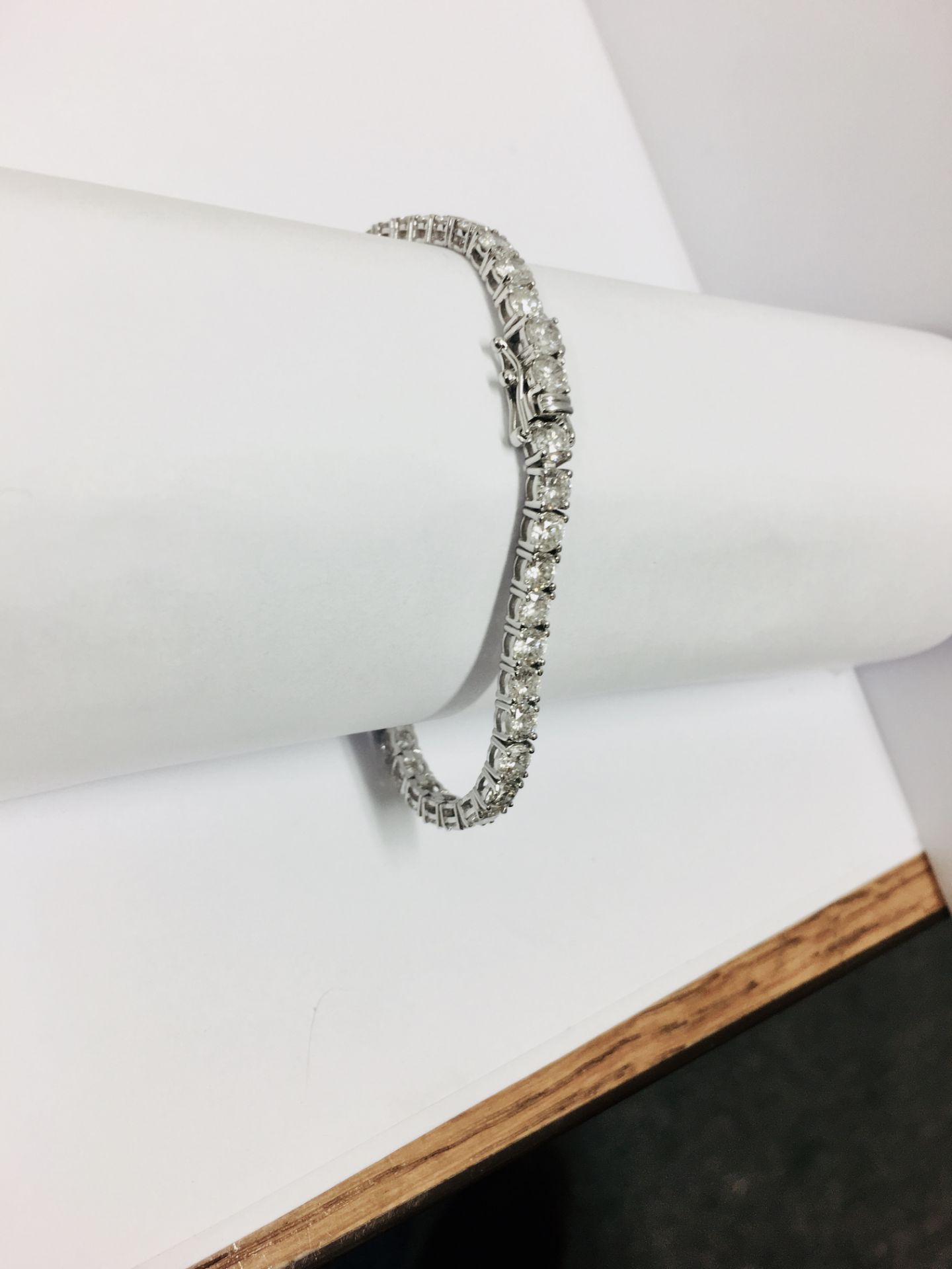 10.00Ct Diamond Tennis Bracelet Set With Brilliant Cut Diamonds Of H Colour, Si2-3 Clarity. - Image 26 of 26