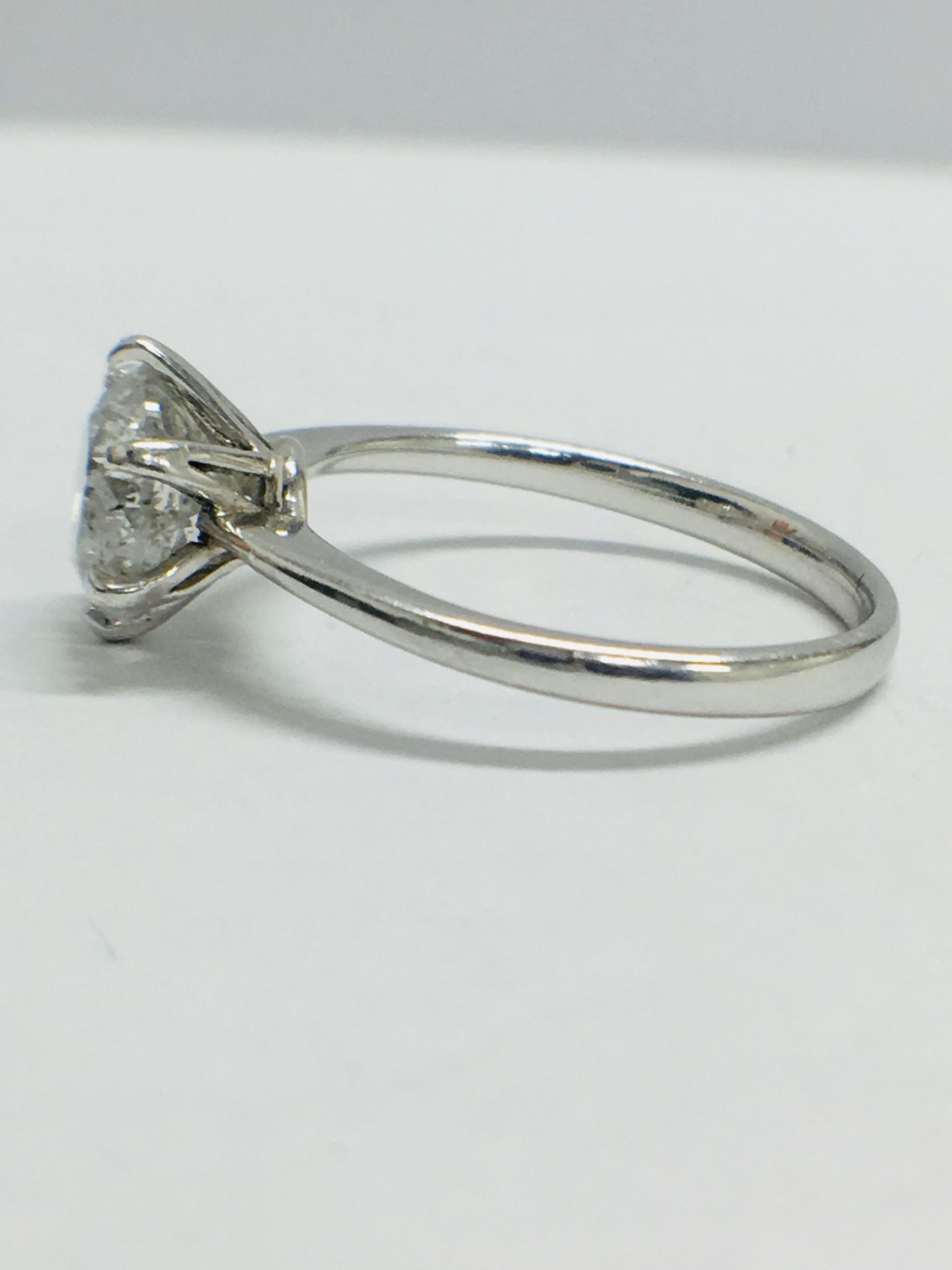 1.80Ct Diamond Solitaire Ring Set In Platinum Setting. - Image 3 of 10