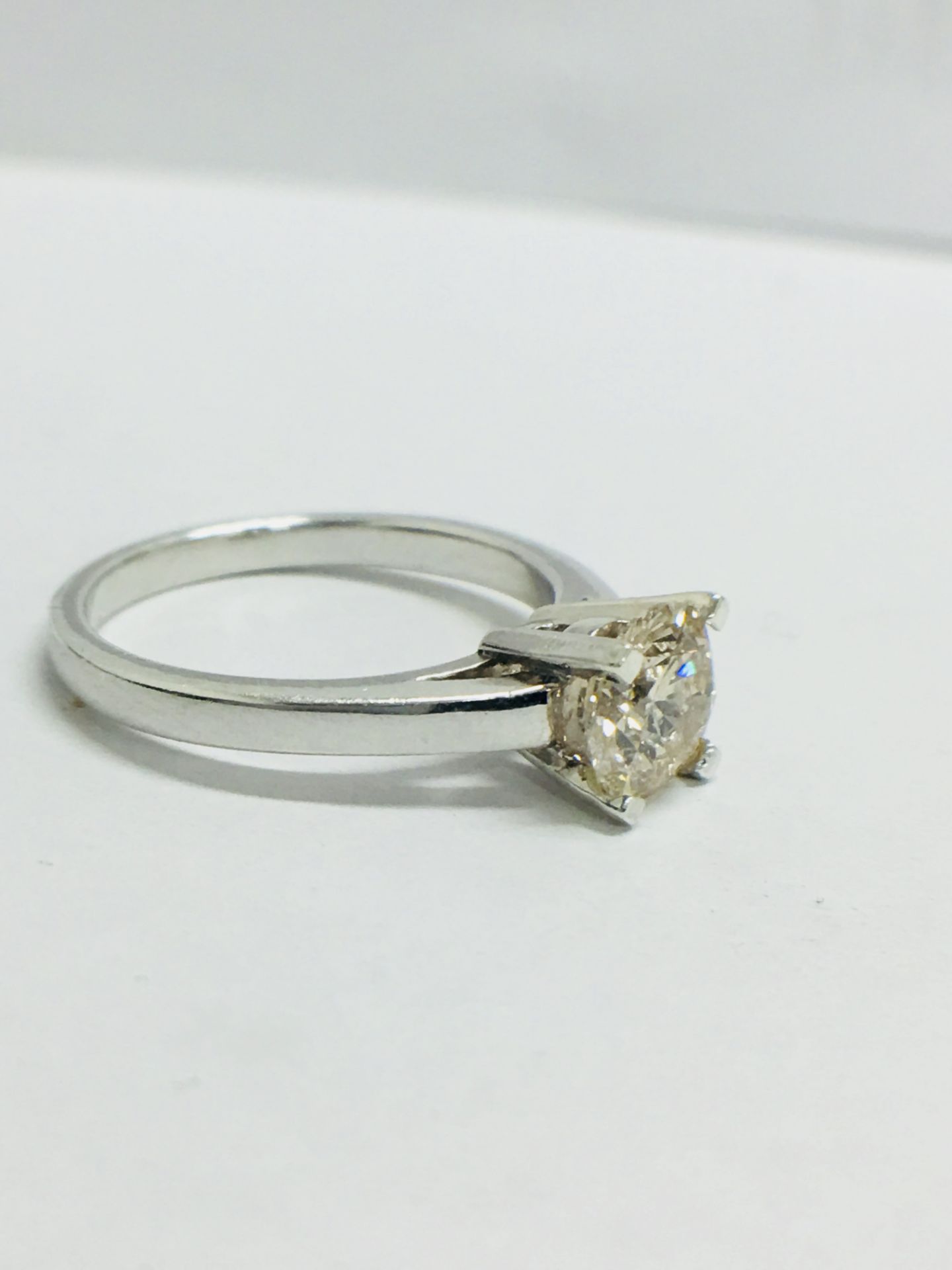 1.02 Ct Diamond Twist Solitaire Ring Set In Platinum. - Image 7 of 7