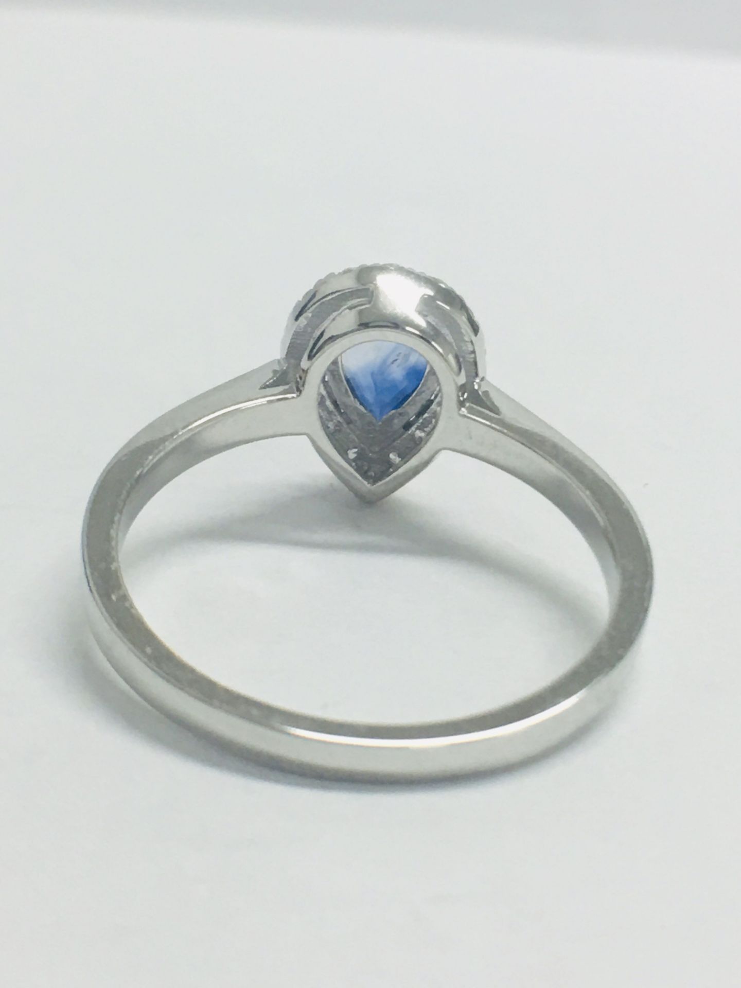 14ct White Gold Sapphire & Diamond Ring - Image 6 of 7