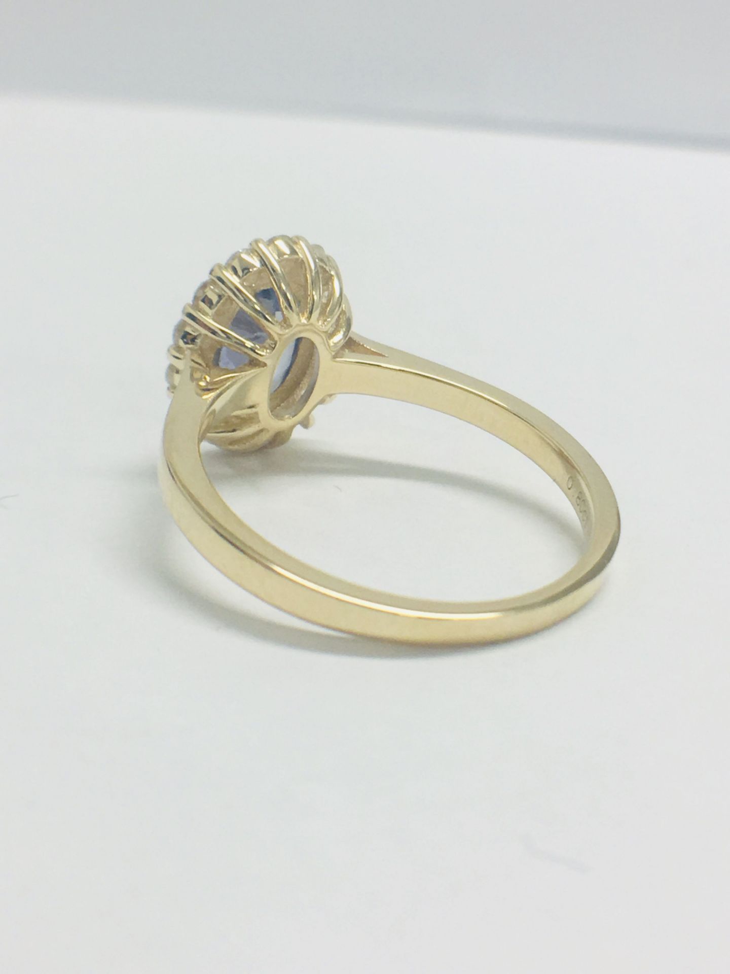 14ct Yellow Gold Sapphire & Diamond Ring - Image 7 of 9