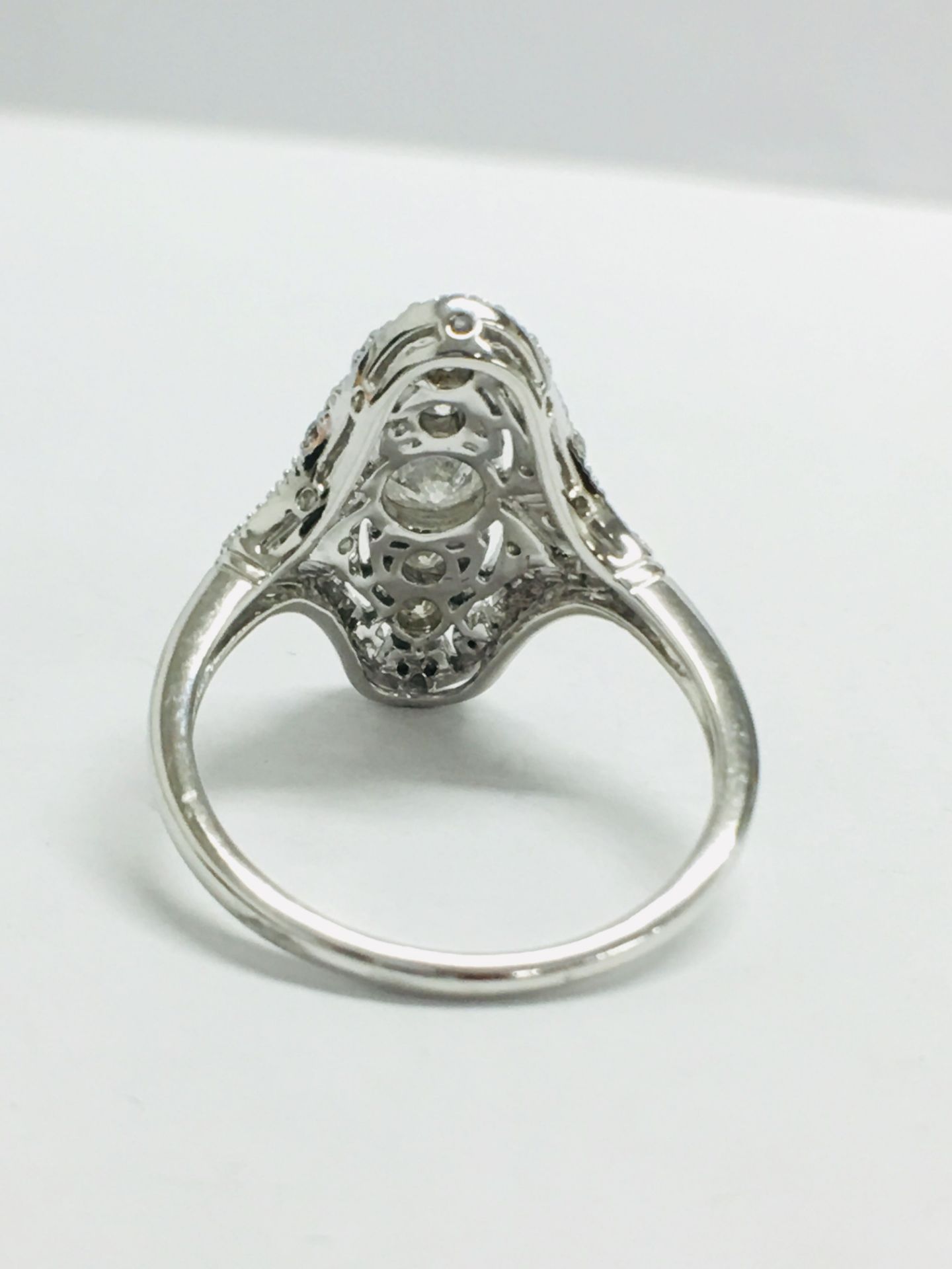18ct White Gold Diamond Ring - Image 4 of 8