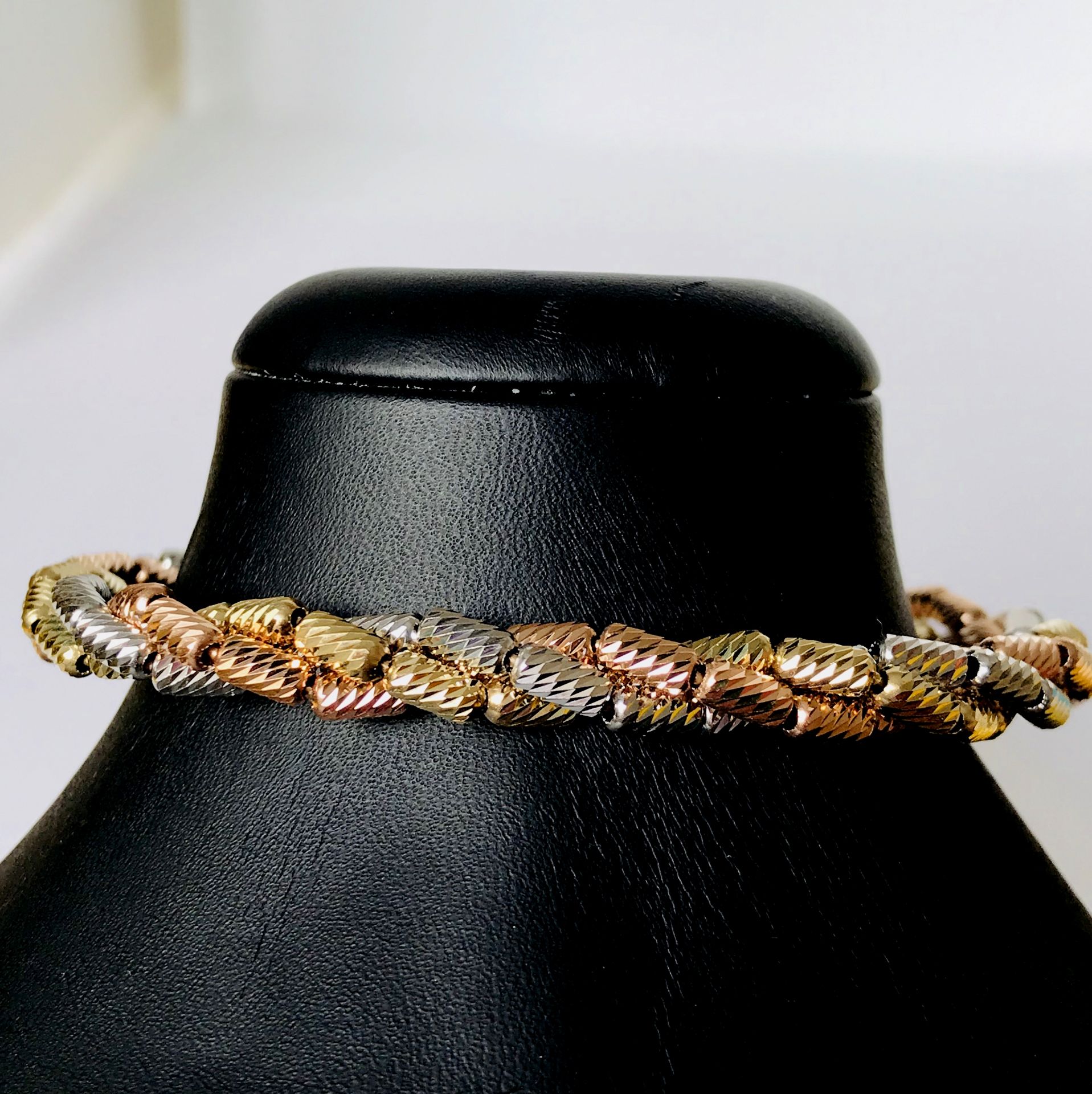 14K Tri colour Gold, Italian Dorica Beads Bracelet - Image 6 of 7