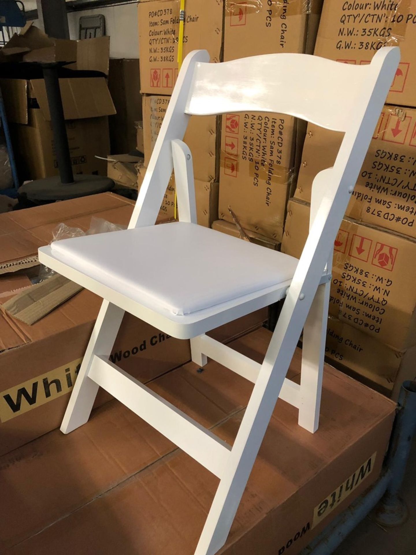 20 x white wooden folding chairs with white faux seat pad