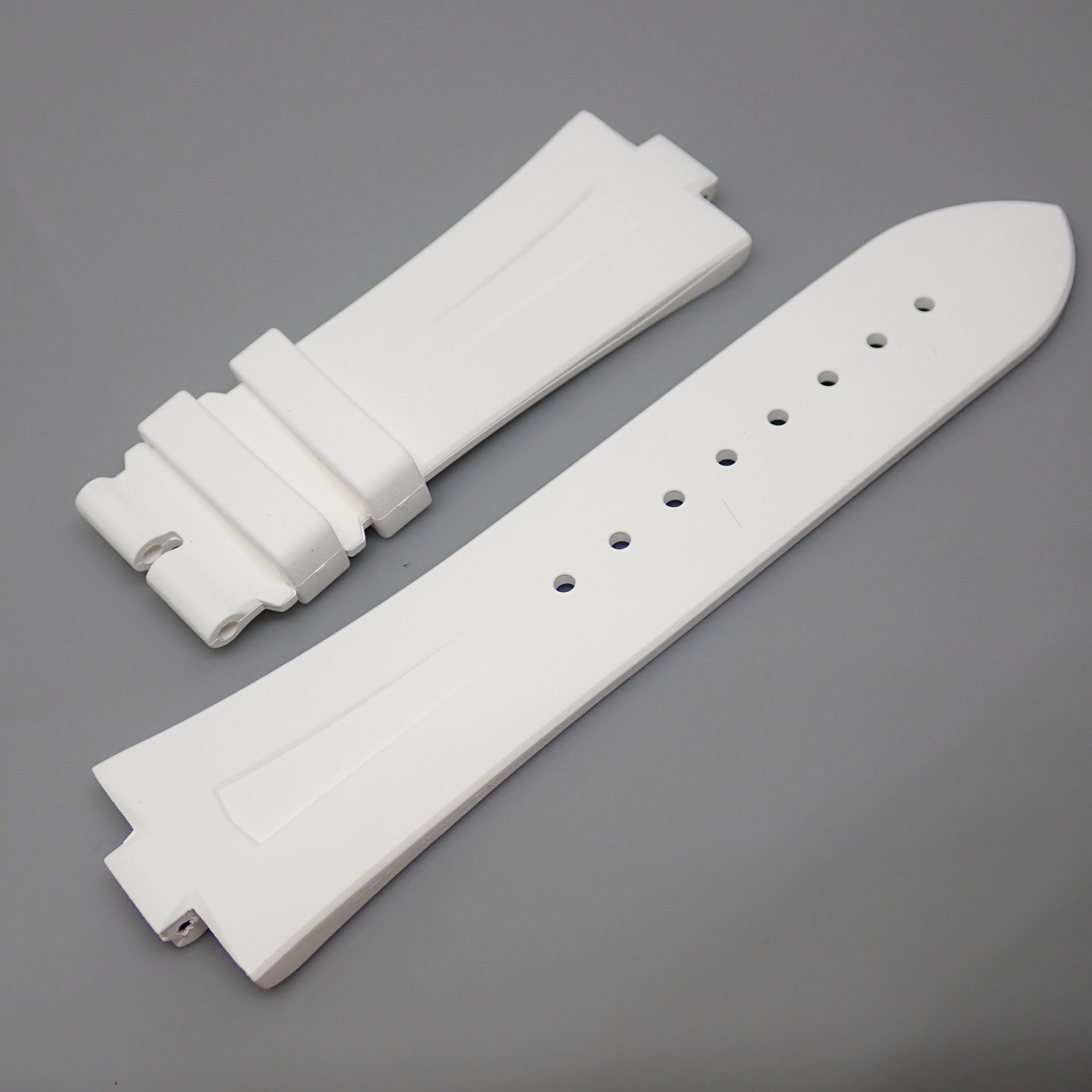 Vacheron Constantin / White Rubber Strap