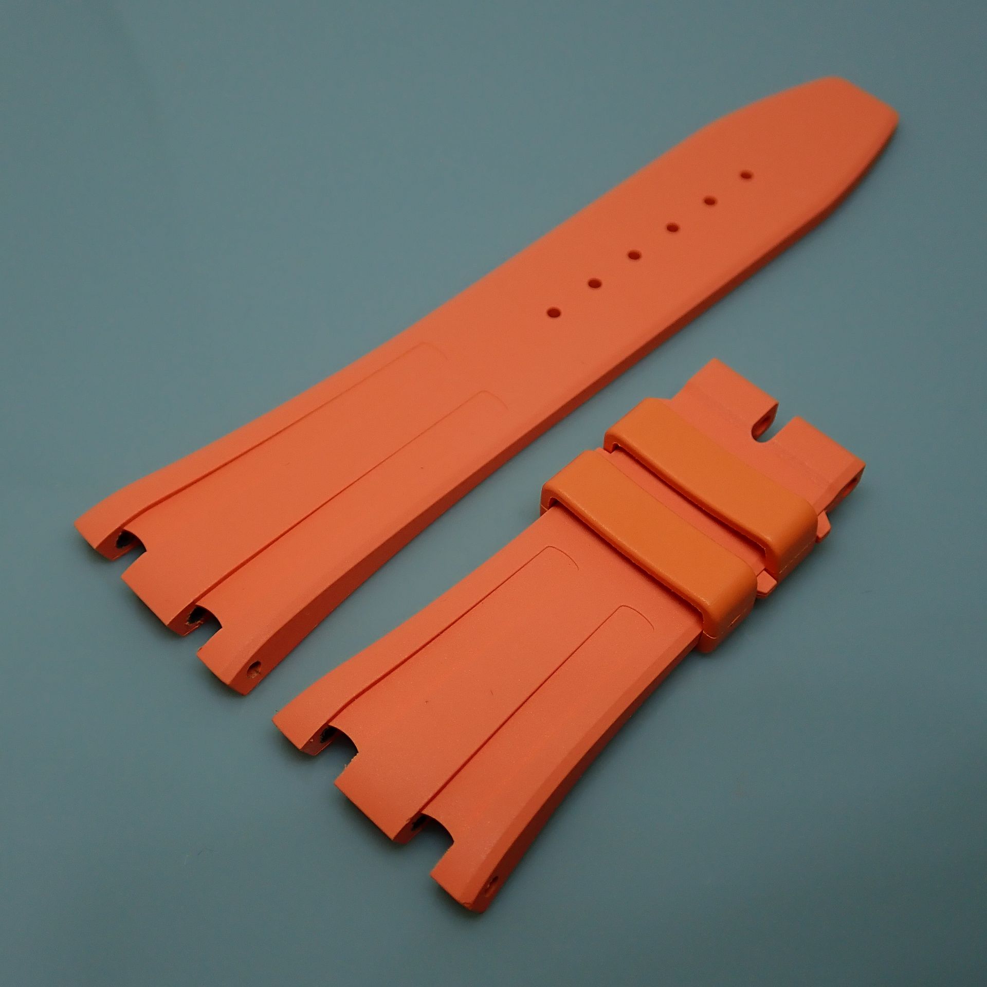 Audemars Piguet / Orange Rubber Strap - Image 2 of 4