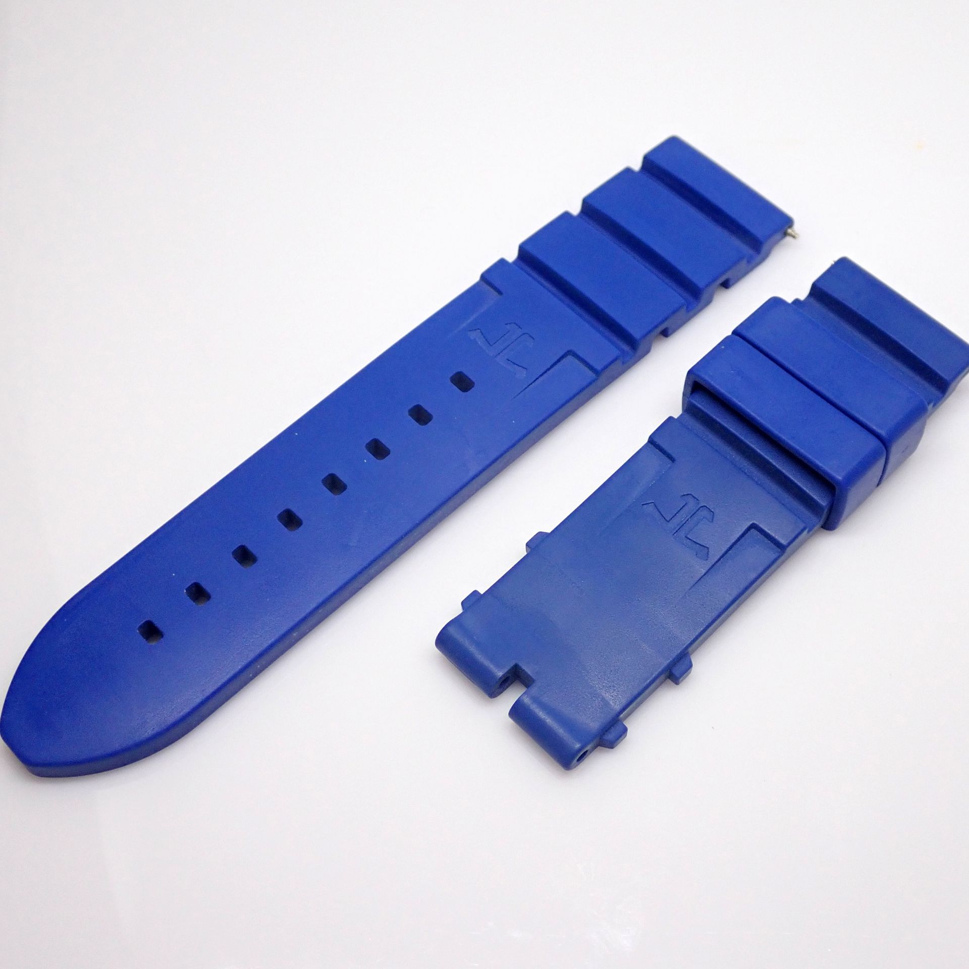 Jaeger LeCoultre / Blue Rubber Strap