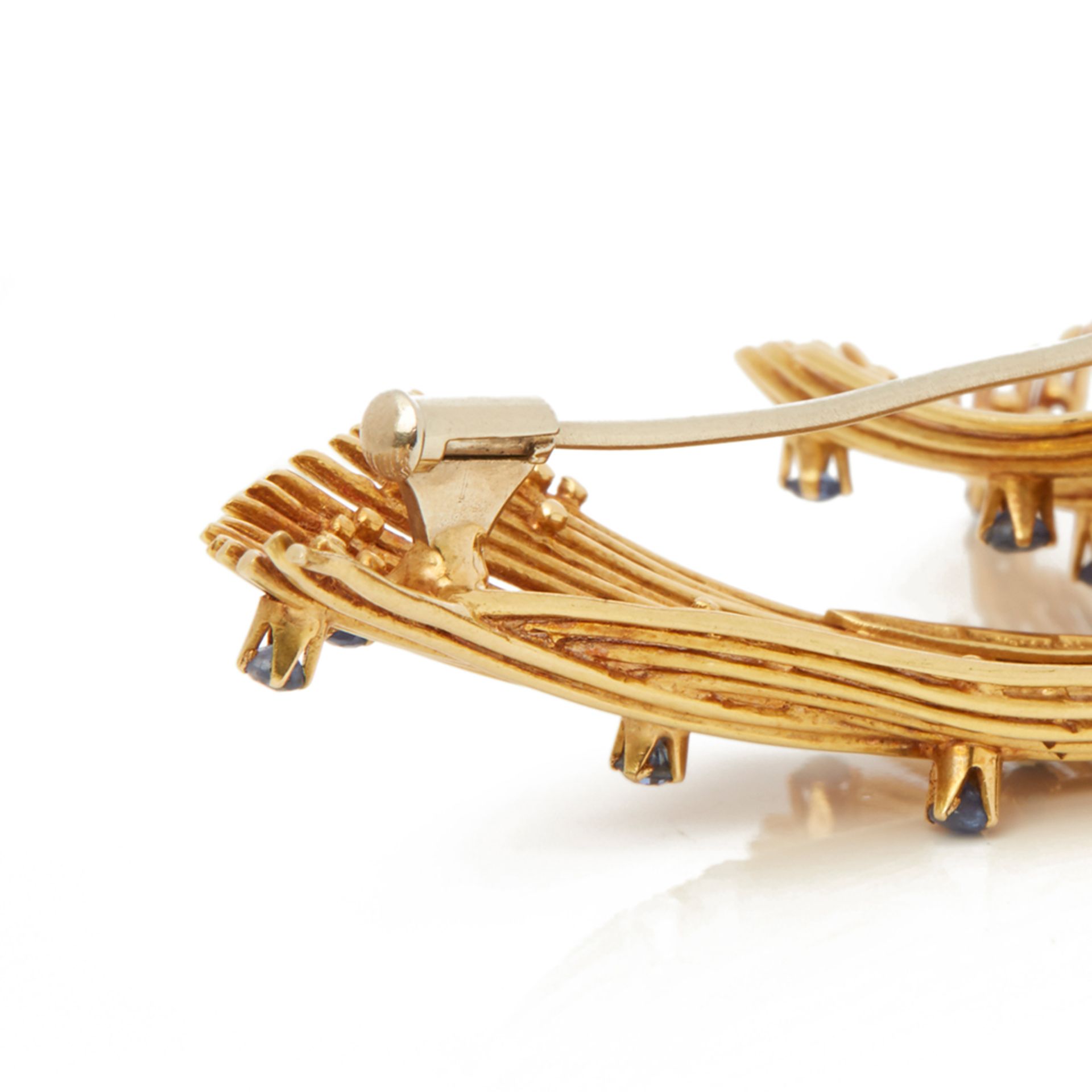 18k Yellow Gold Sapphire Spray Vintage Ribbon Brooch - Image 5 of 7