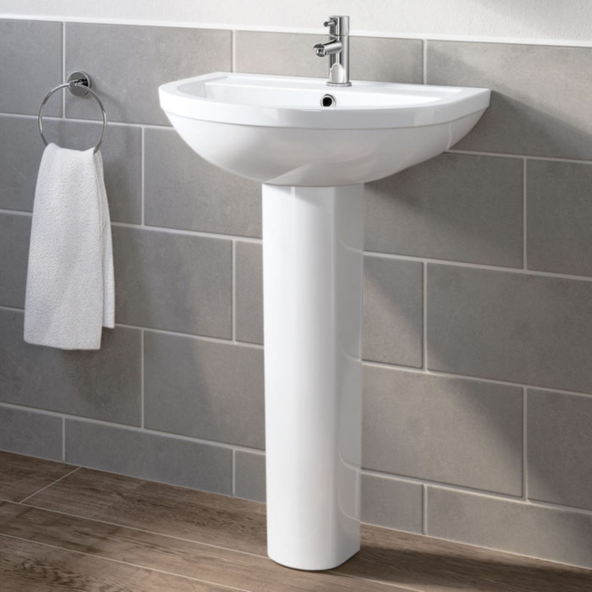 (XX36) Sabrosa II Sink & Pedestal - Single Tap Hole. Made from White Vitreous China and finishe...