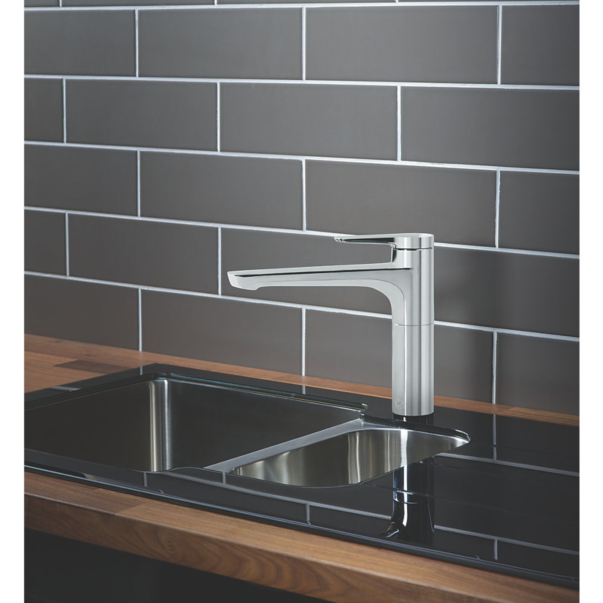 (XX49) Heritage Mezzo Single-Lever Mono Mixer Tap Chrome. Single Lever Operation 35mm Ceramic ... - Image 2 of 3