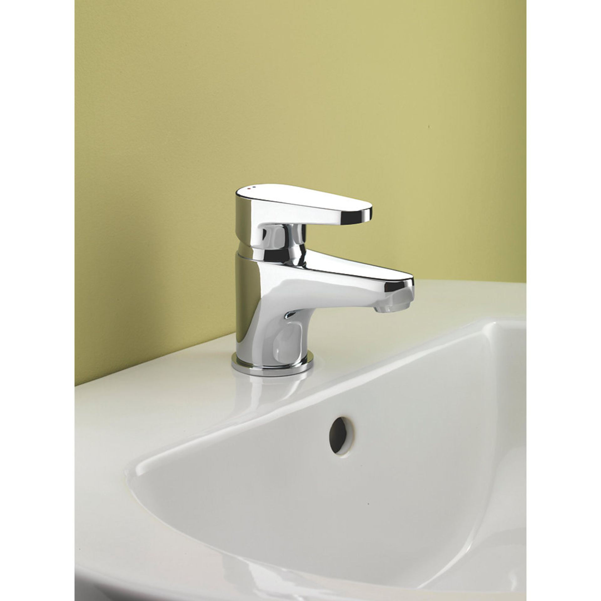 (PP192) Bristan Quest Bathroom Basin Mono Mixer Tap with Click Waste. Chrome-plated brass. - Image 4 of 4
