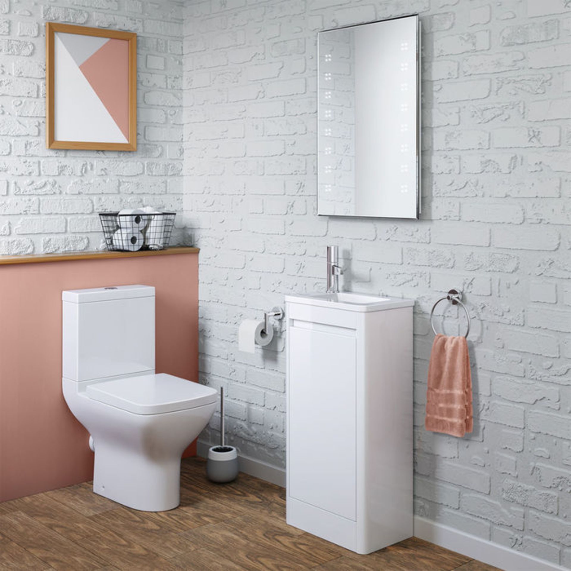 (MQ31) 400mm Denver White Left Hand Cloakroom Vanity Unit - Floorstanding. RRP £299.99. Comes... - Image 3 of 4